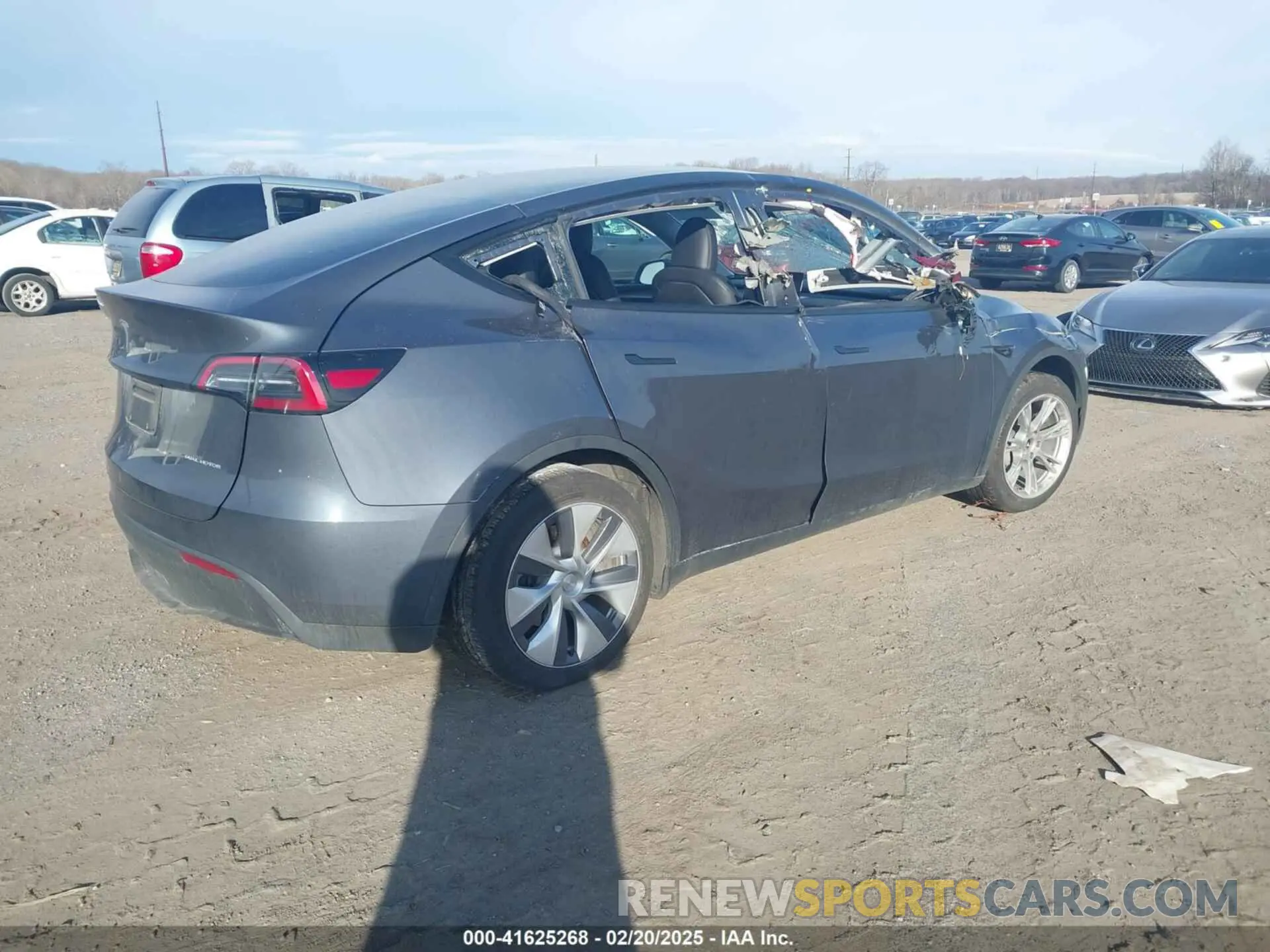 4 Фотография поврежденного автомобиля 7SAYGDEE7PA109299 TESLA MODEL Y 2023