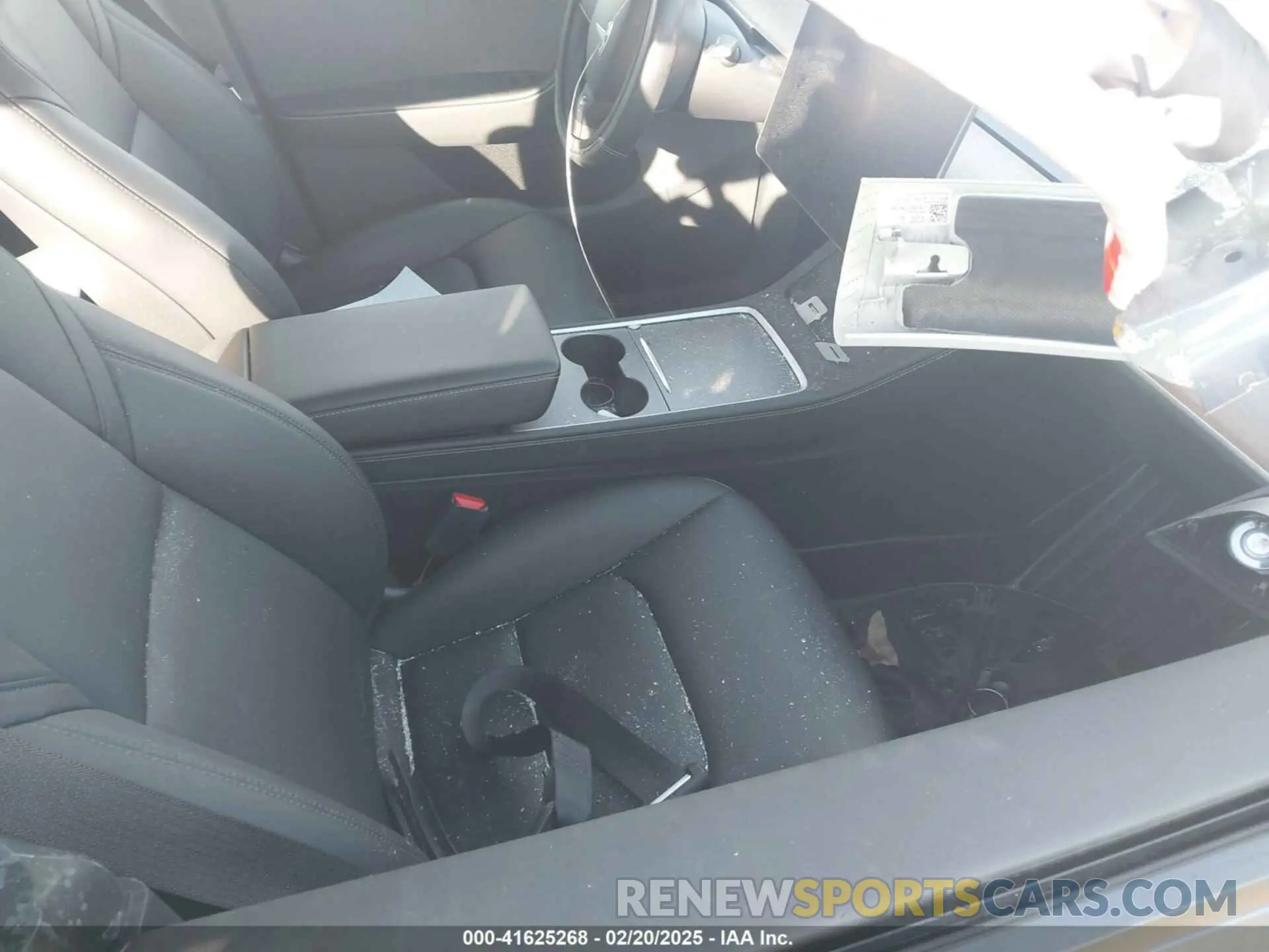 5 Фотография поврежденного автомобиля 7SAYGDEE7PA109299 TESLA MODEL Y 2023