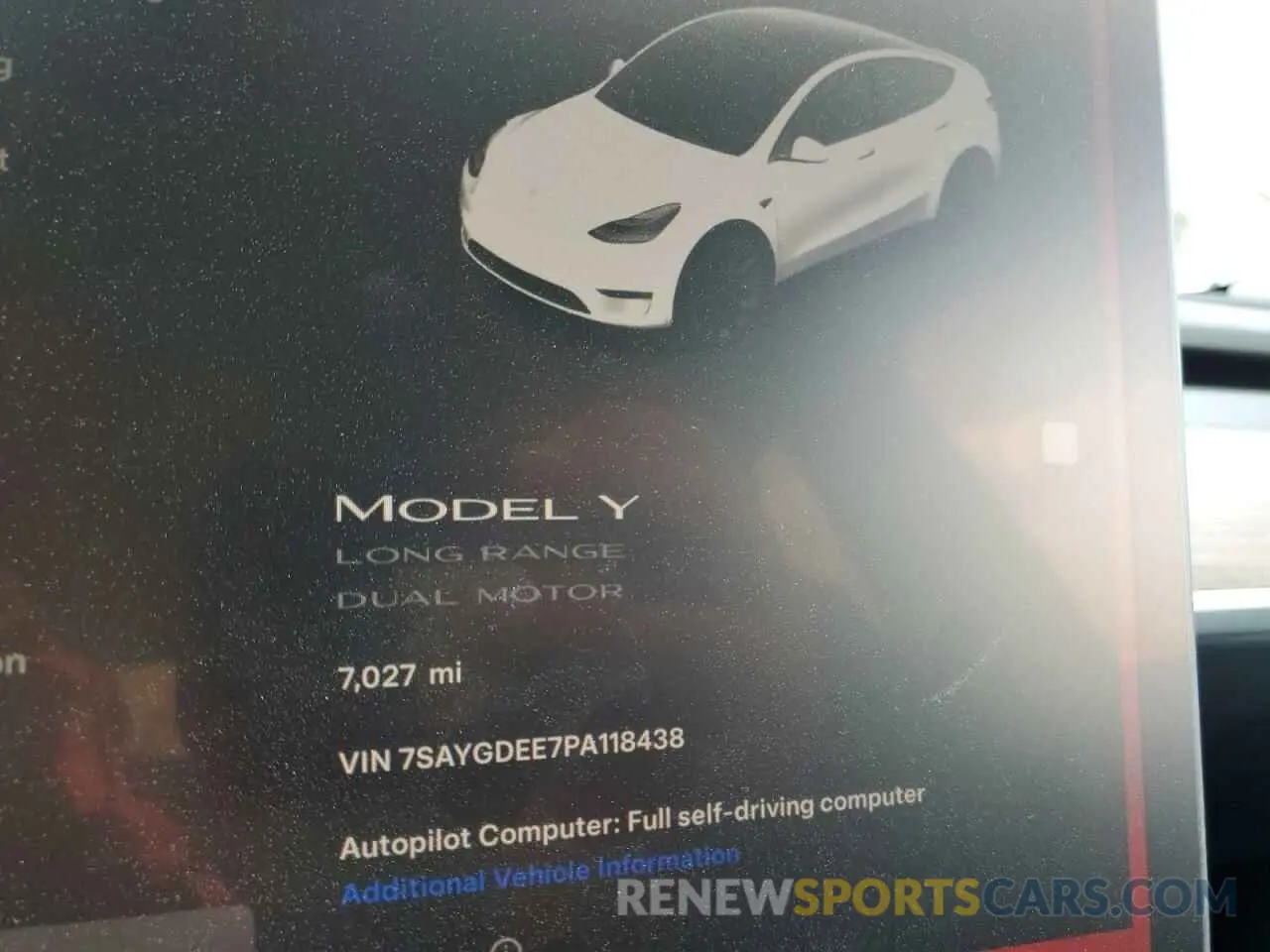 9 Photograph of a damaged car 7SAYGDEE7PA118438 TESLA MODEL Y 2023