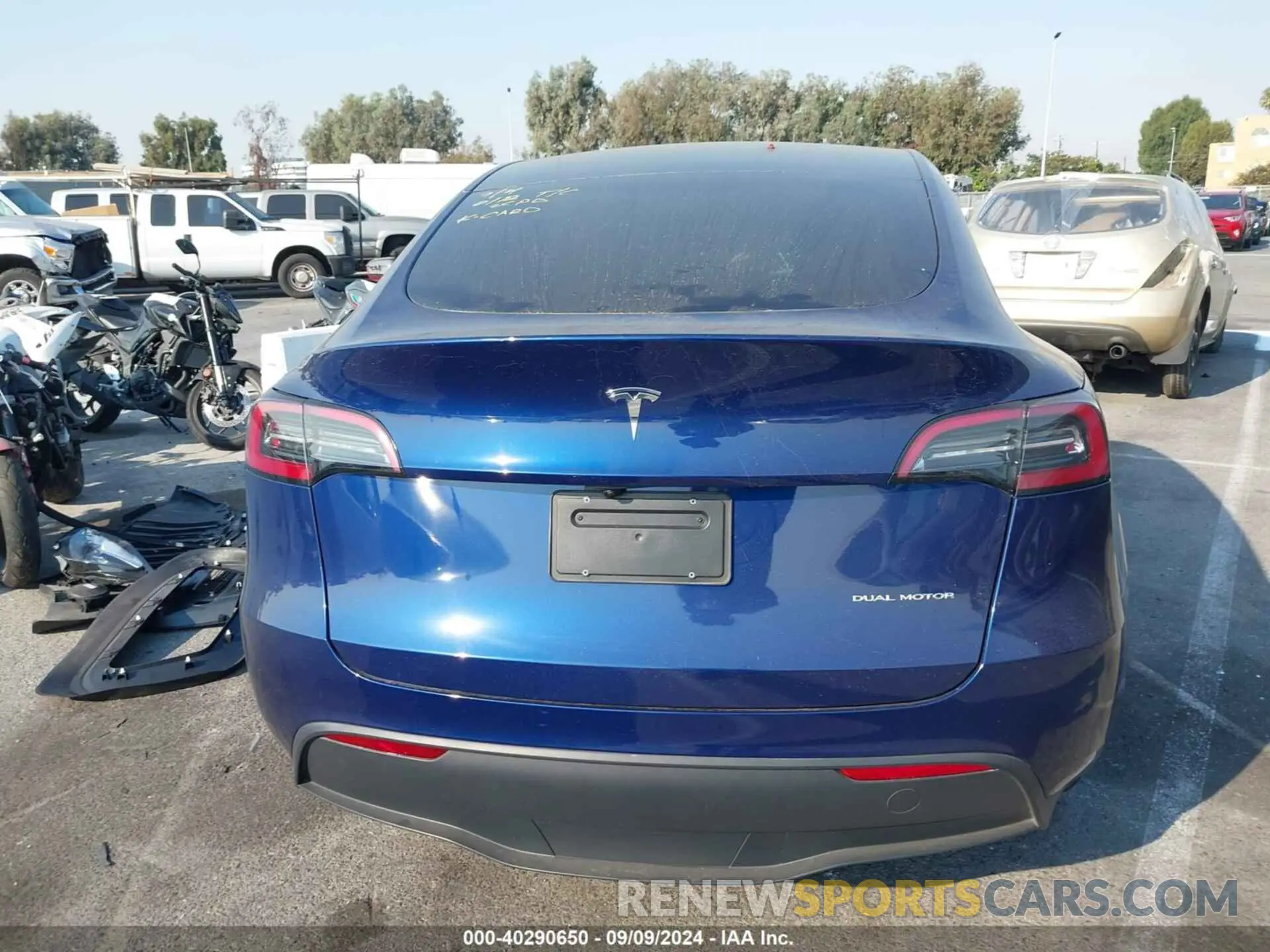 15 Фотография поврежденного автомобиля 7SAYGDEE7PA154713 TESLA MODEL Y 2023