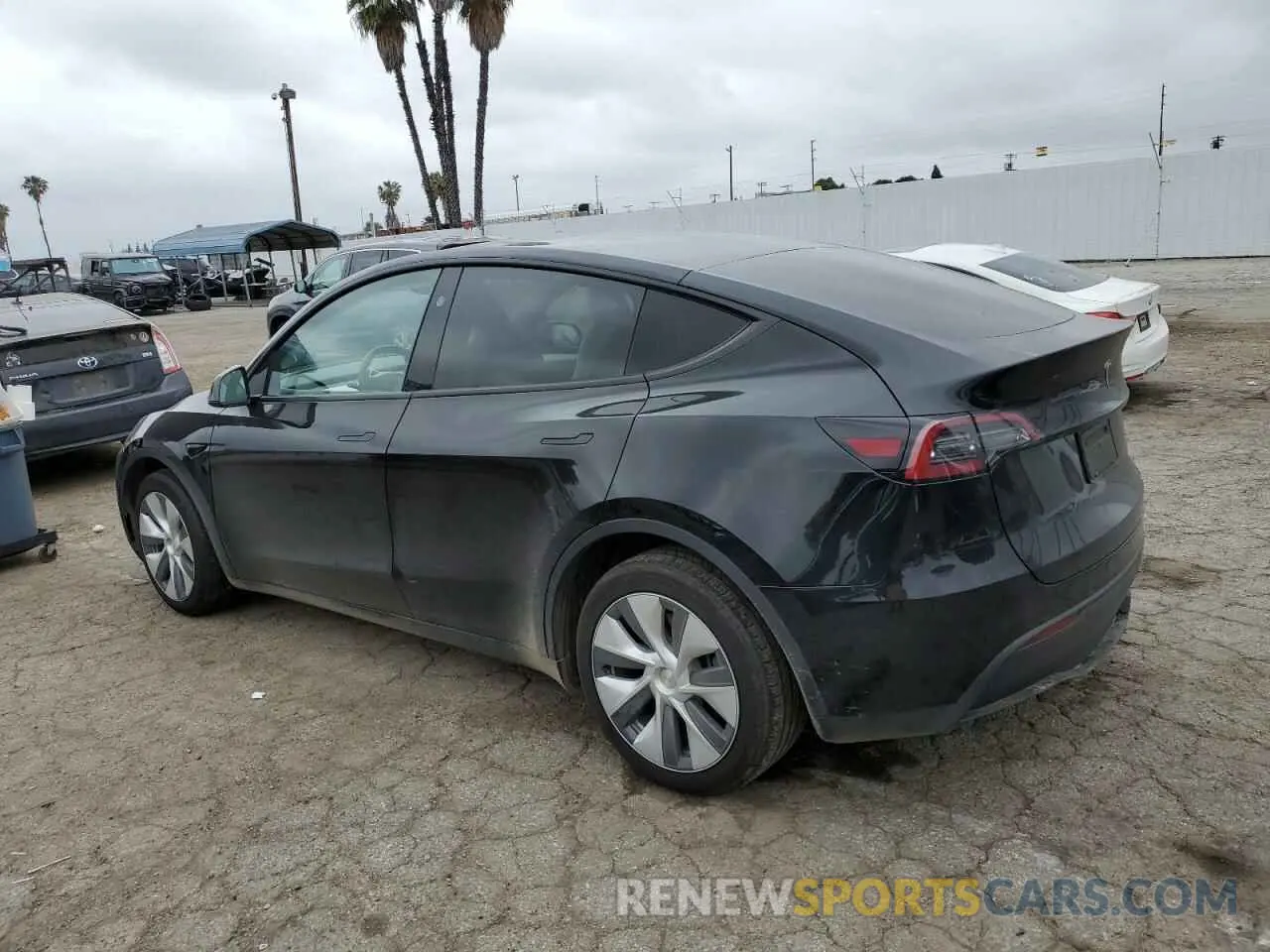 2 Фотография поврежденного автомобиля 7SAYGDEE7PA155411 TESLA MODEL Y 2023