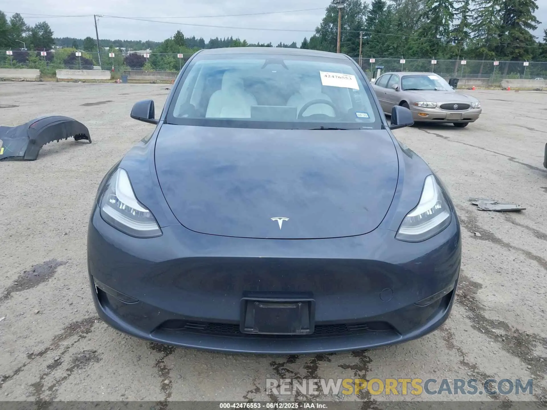 13 Photograph of a damaged car 7SAYGDEE7PA159345 TESLA MODEL Y 2023