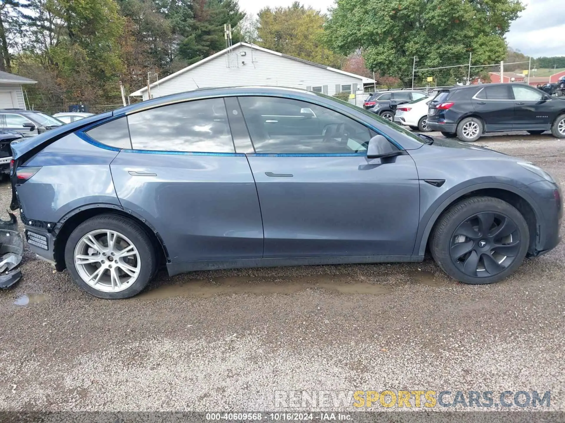 14 Photograph of a damaged car 7SAYGDEE7PA172421 TESLA MODEL Y 2023