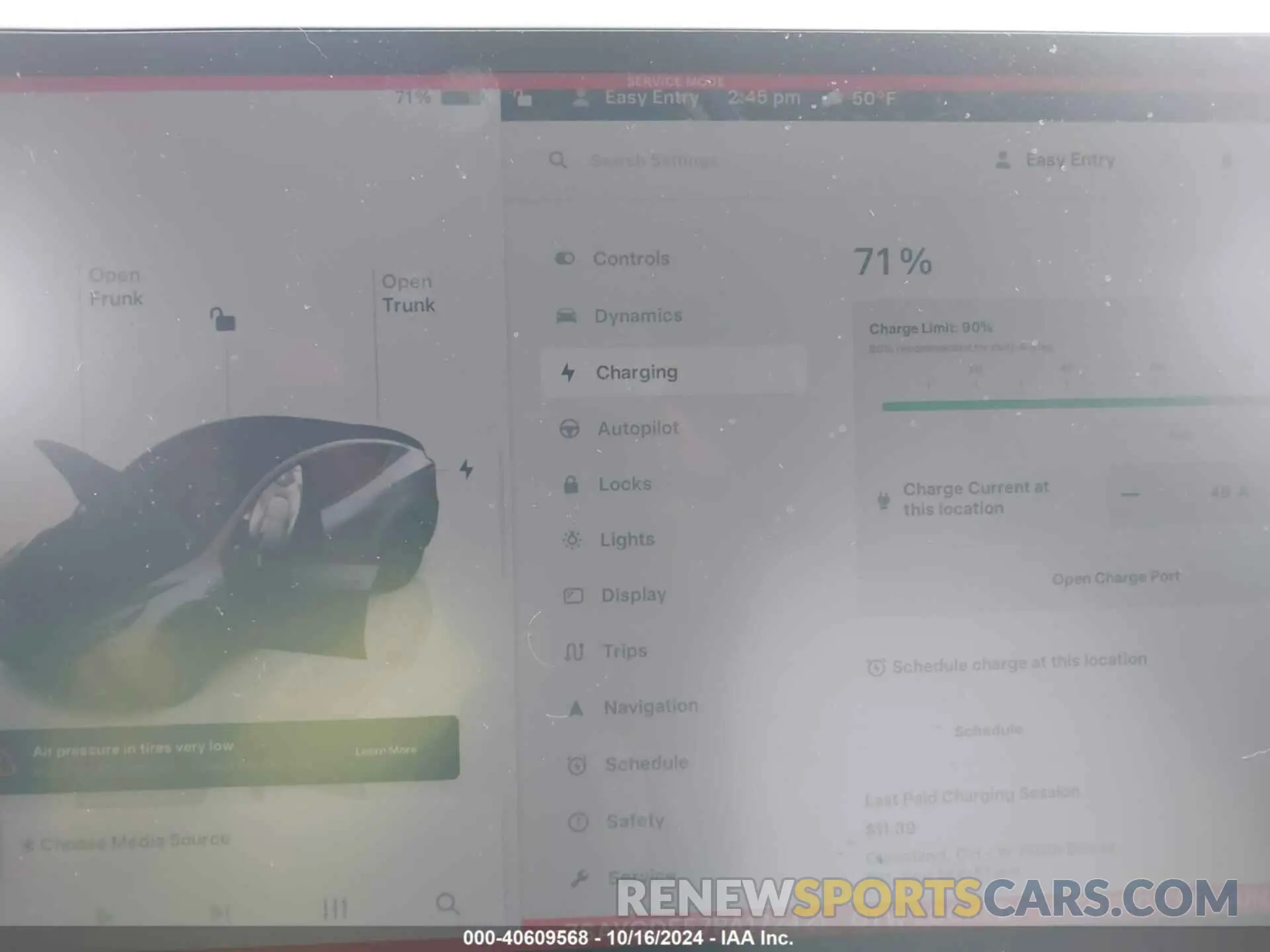 18 Photograph of a damaged car 7SAYGDEE7PA172421 TESLA MODEL Y 2023