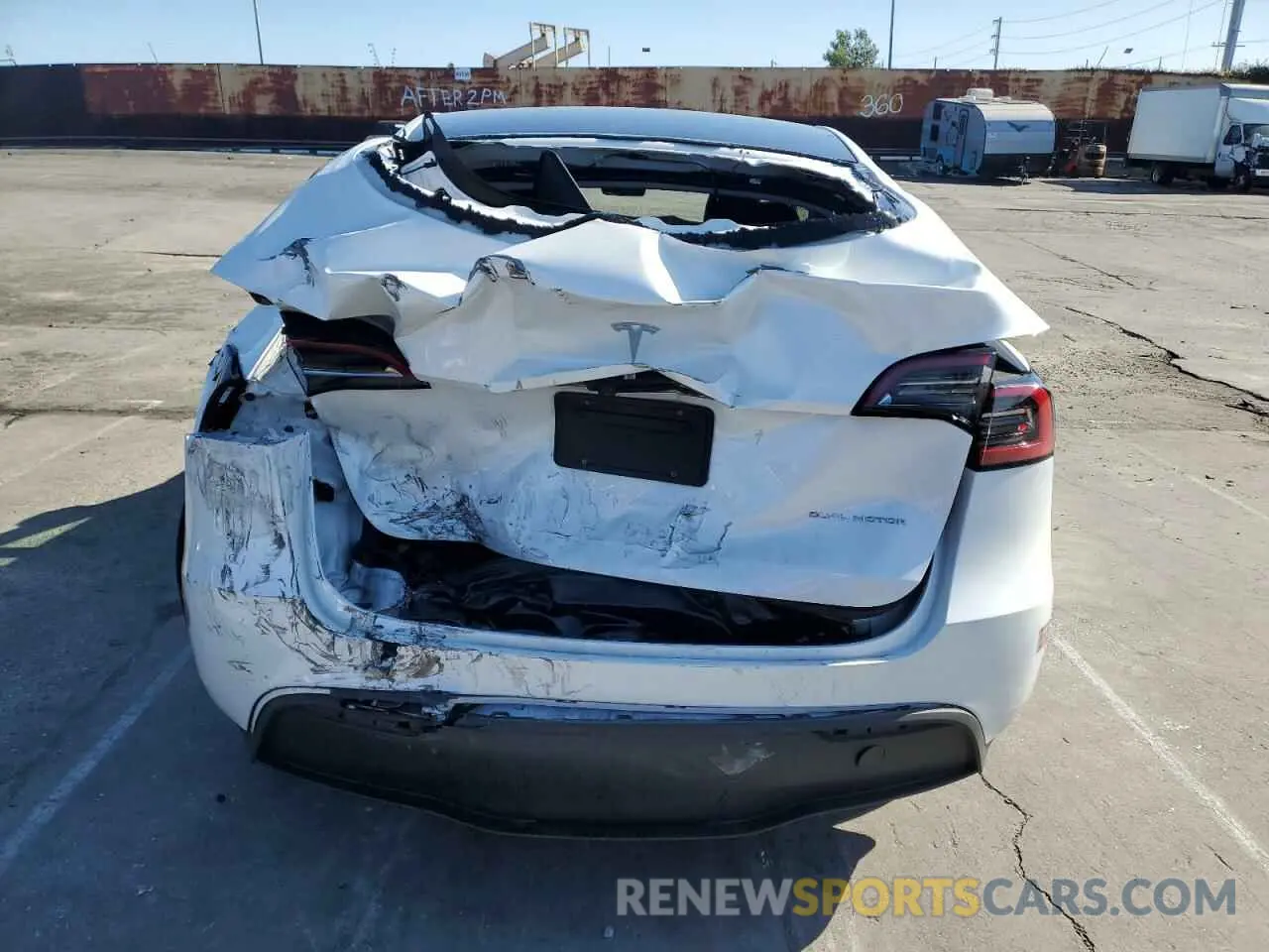 6 Фотография поврежденного автомобиля 7SAYGDEE7PA184701 TESLA MODEL Y 2023