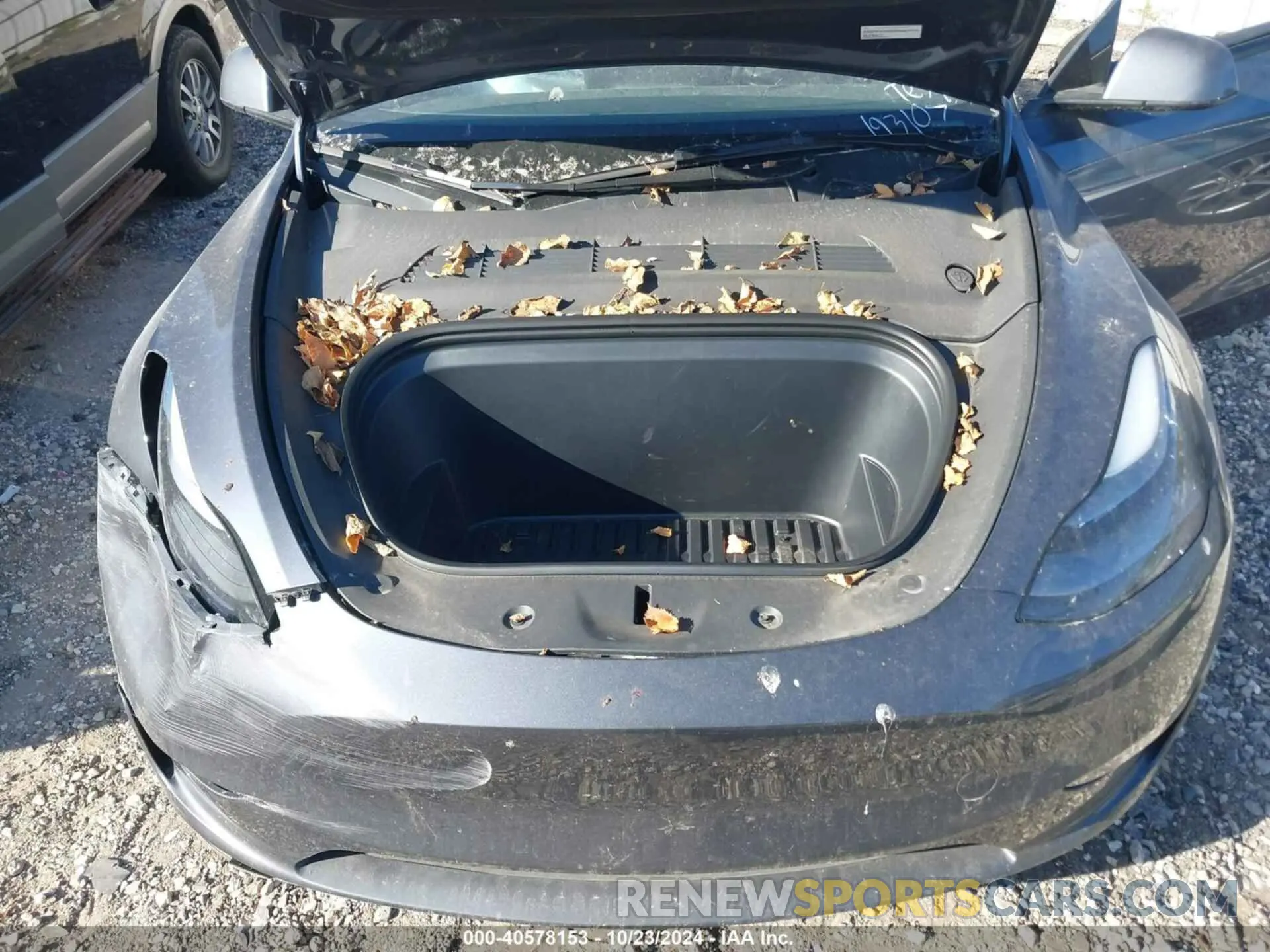 10 Photograph of a damaged car 7SAYGDEE7PA193107 TESLA MODEL Y 2023