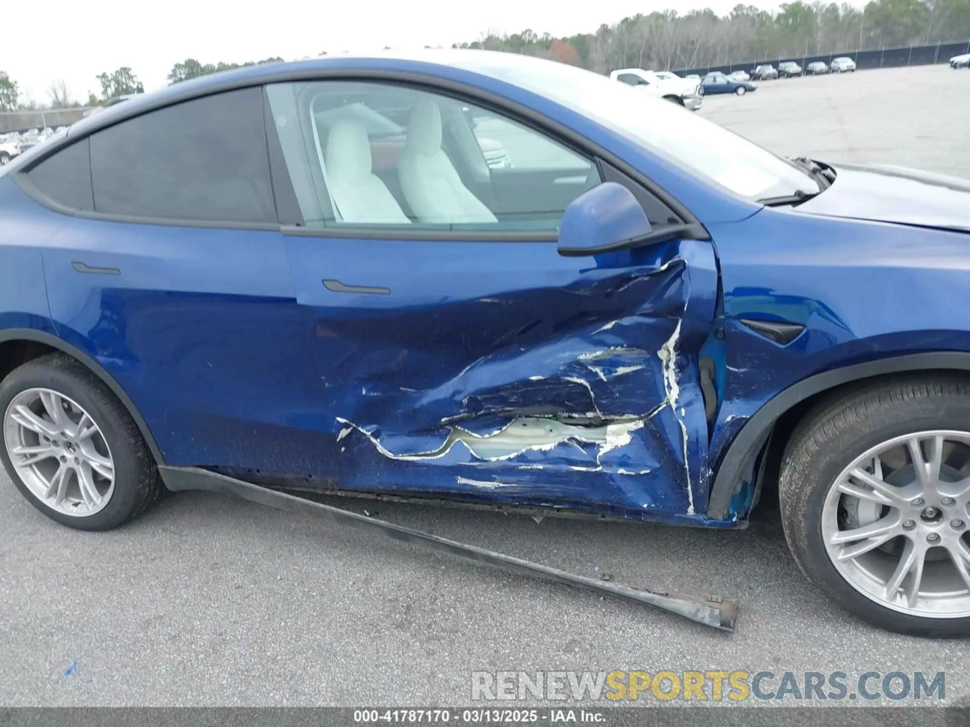 6 Photograph of a damaged car 7SAYGDEE7PA194998 TESLA MODEL Y 2023