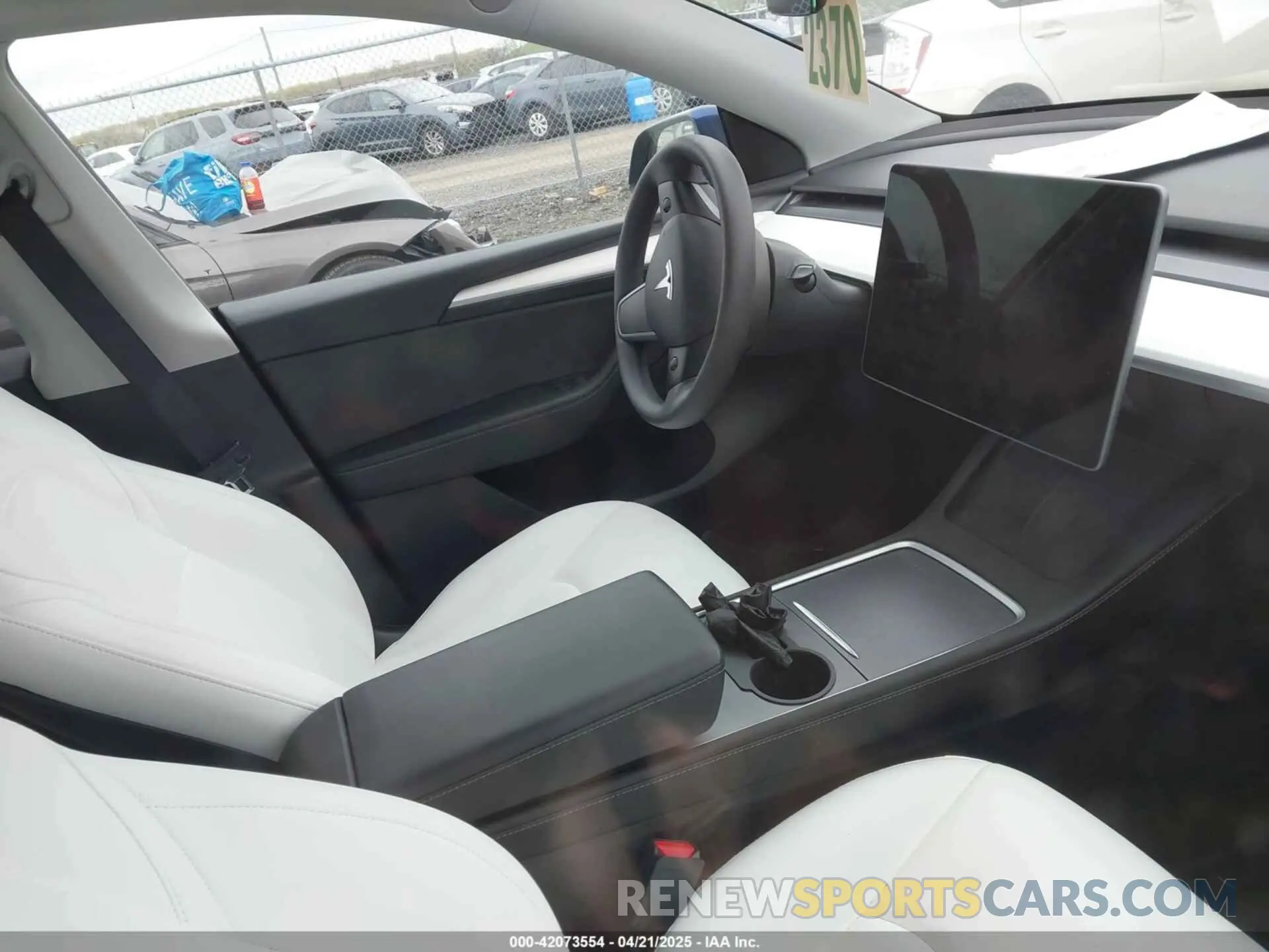 18 Фотография поврежденного автомобиля 7SAYGDEE7PF616500 TESLA MODEL Y 2023