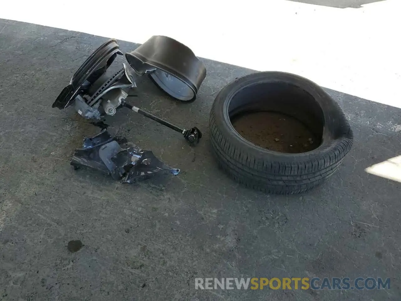 12 Photograph of a damaged car 7SAYGDEE7PF620272 TESLA MODEL Y 2023