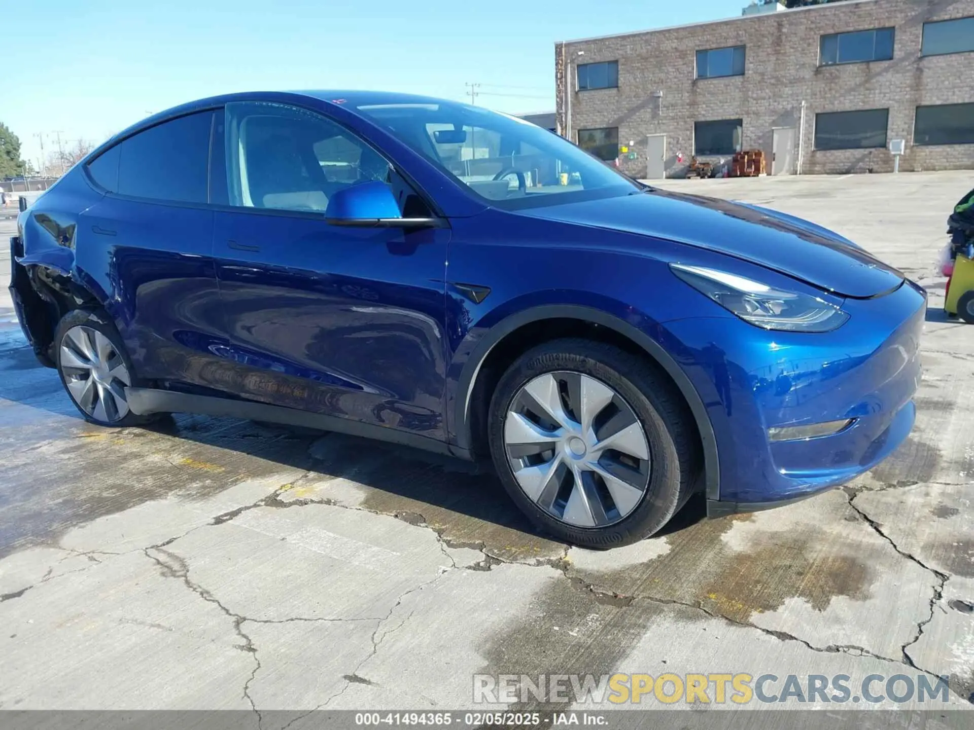 1 Photograph of a damaged car 7SAYGDEE7PF672484 TESLA MODEL Y 2023