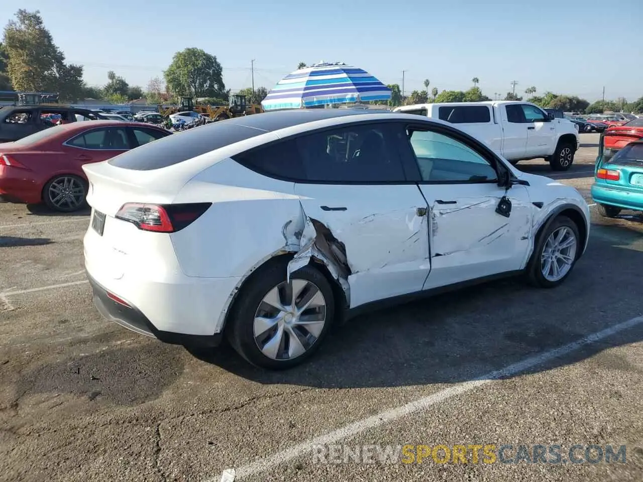 3 Photograph of a damaged car 7SAYGDEE7PF765439 TESLA MODEL Y 2023