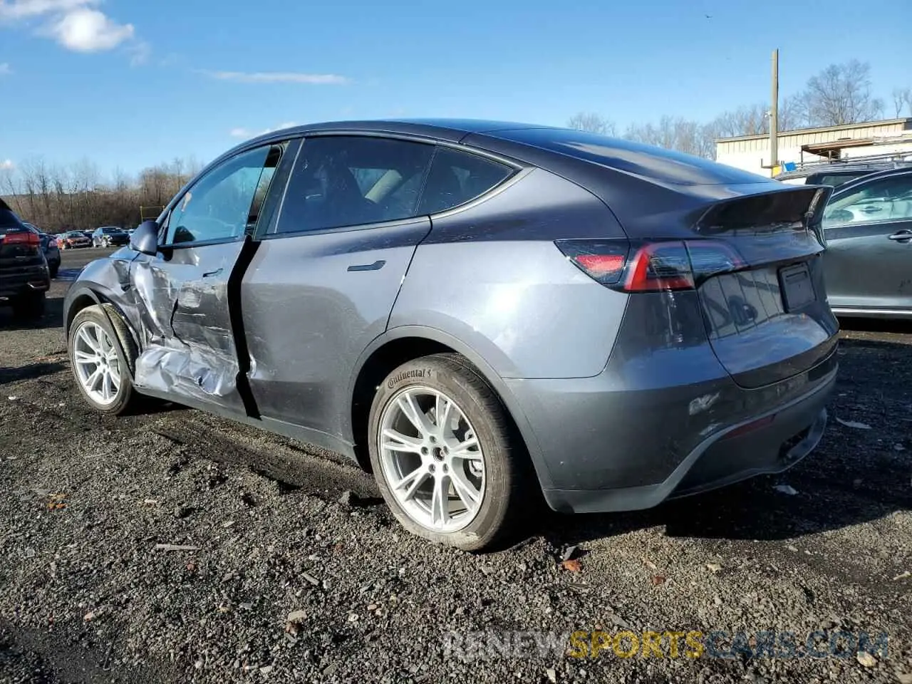 2 Photograph of a damaged car 7SAYGDEE7PF809181 TESLA MODEL Y 2023