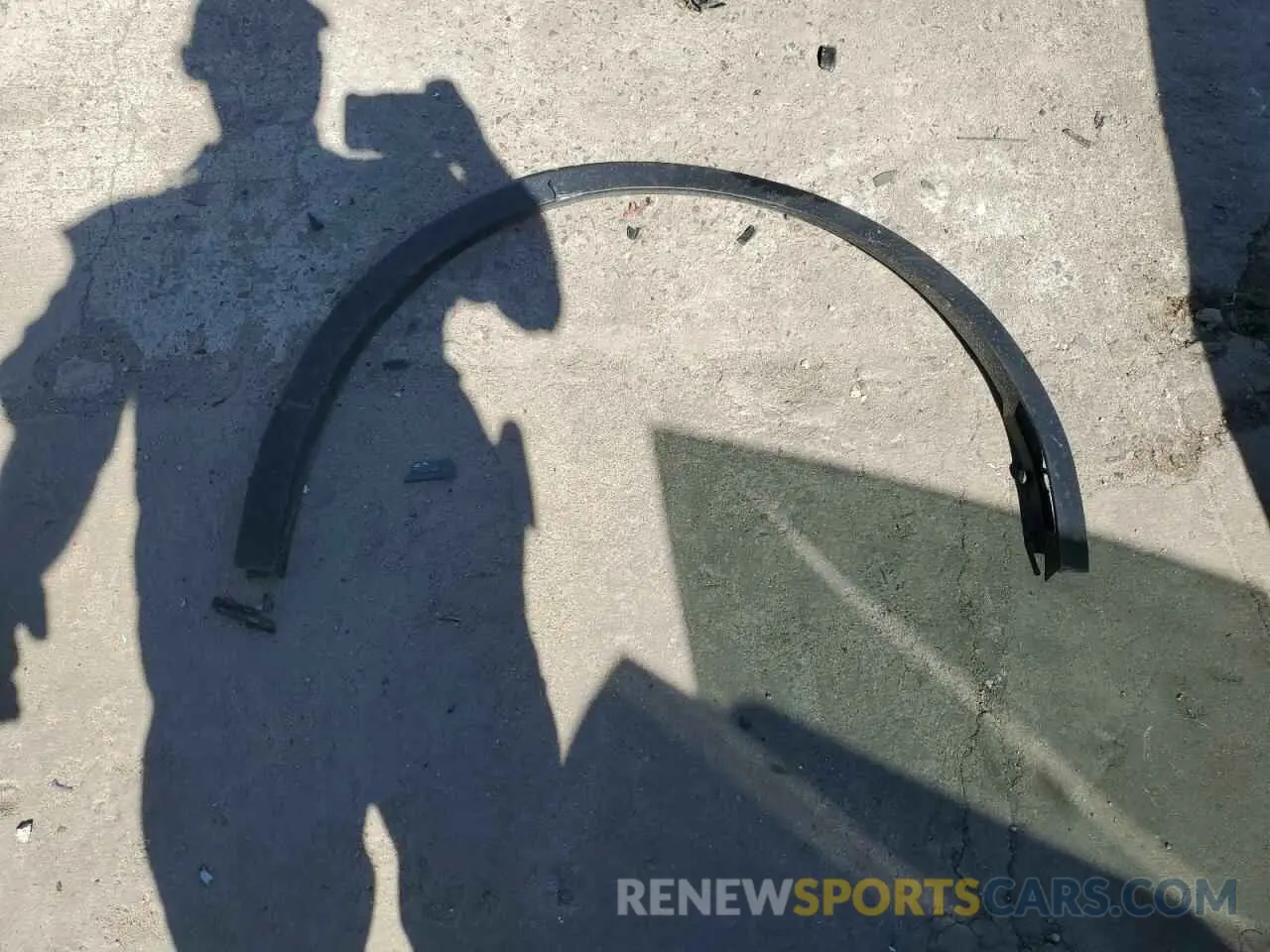 13 Photograph of a damaged car 7SAYGDEE7PF856100 TESLA MODEL Y 2023