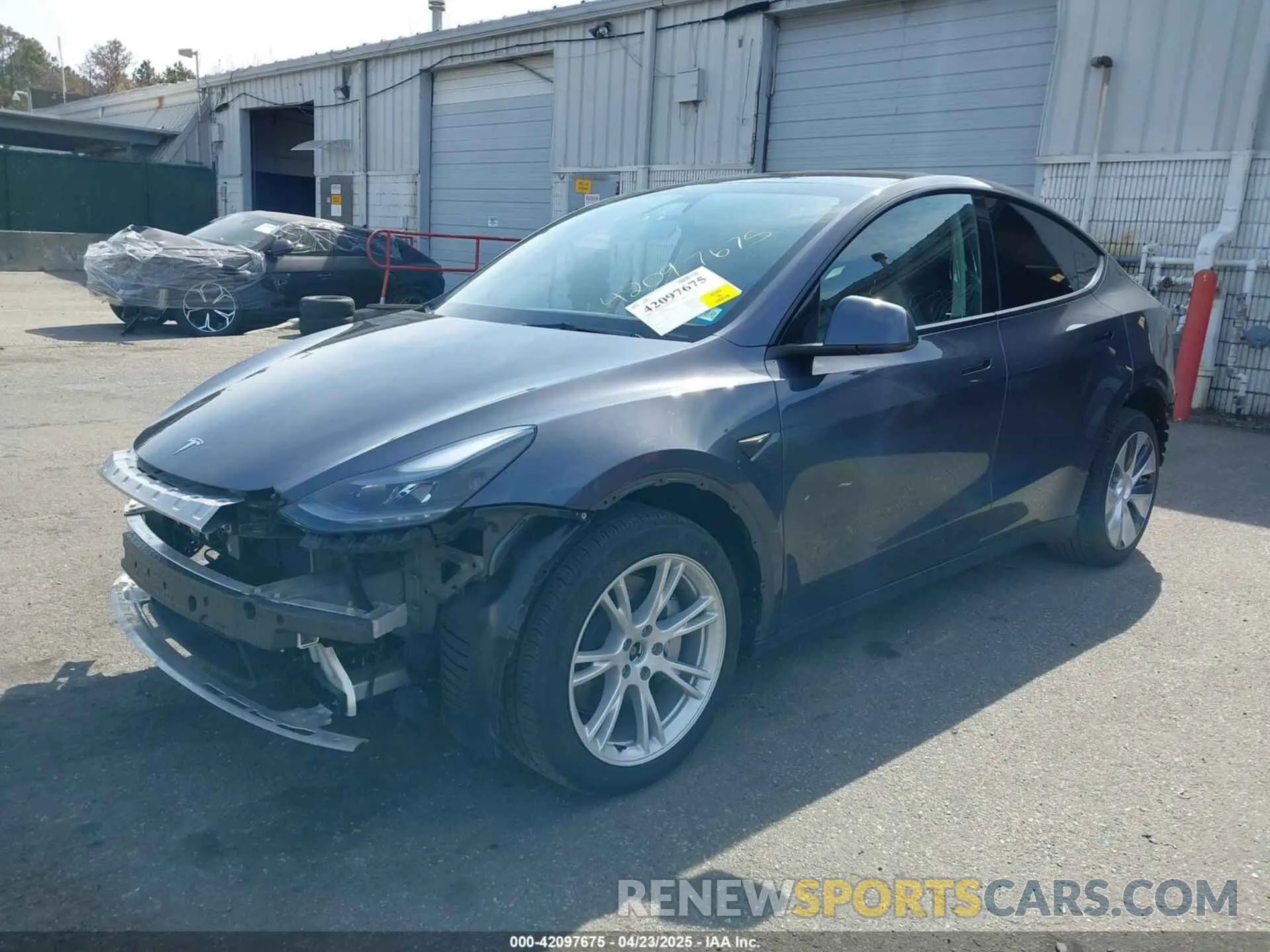 2 Photograph of a damaged car 7SAYGDEE7PF856985 TESLA MODEL Y 2023