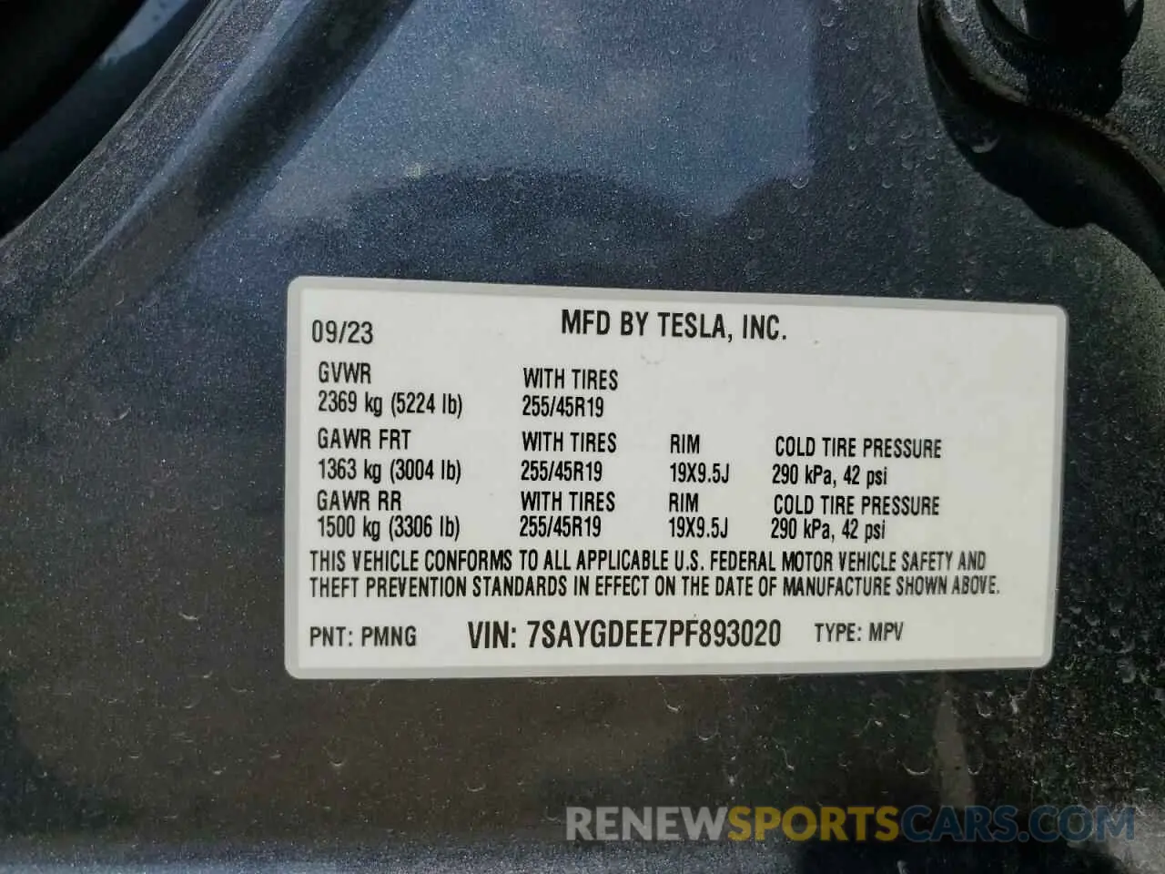 12 Photograph of a damaged car 7SAYGDEE7PF893020 TESLA MODEL Y 2023