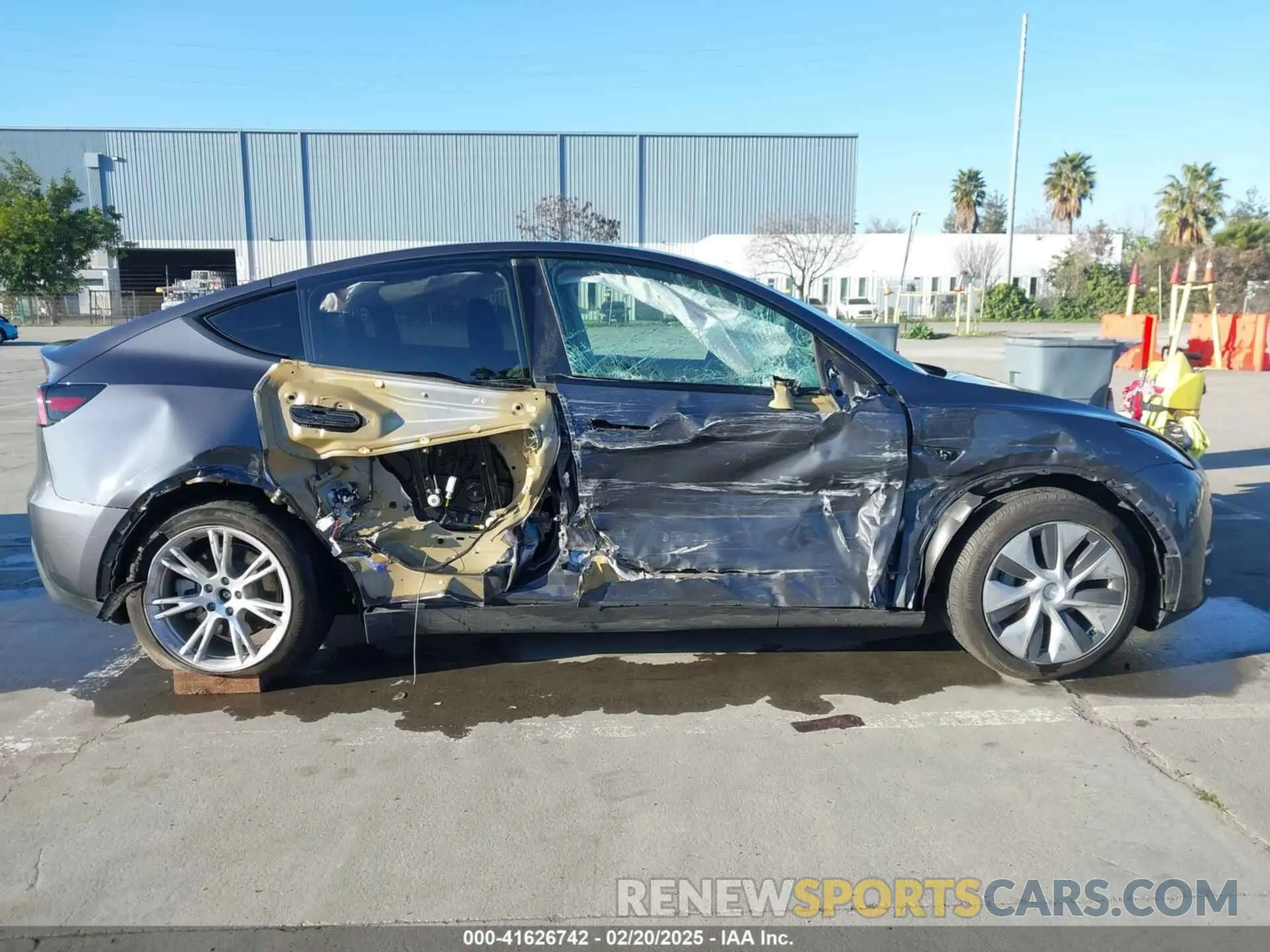 12 Photograph of a damaged car 7SAYGDEE7PF980156 TESLA MODEL Y 2023