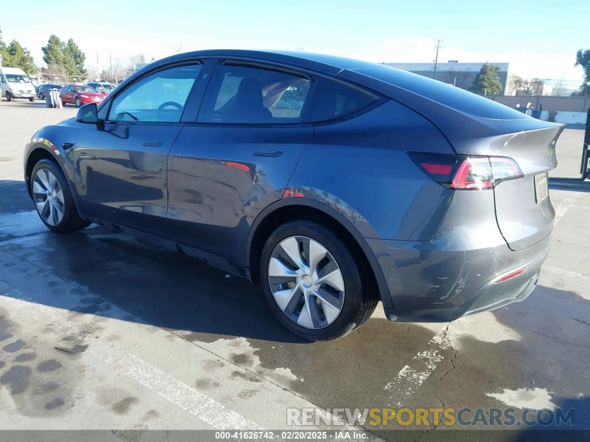 3 Photograph of a damaged car 7SAYGDEE7PF980156 TESLA MODEL Y 2023