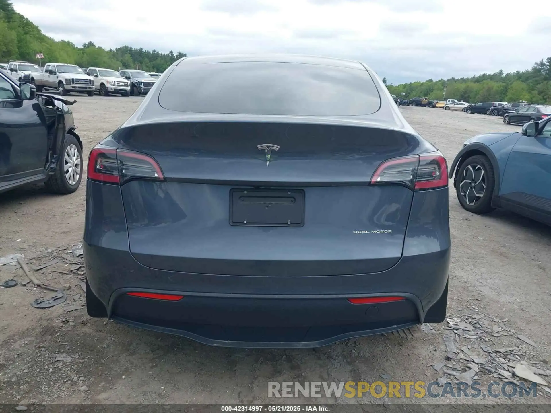 17 Фотография поврежденного автомобиля 7SAYGDEE8PA023354 TESLA MODEL Y 2023