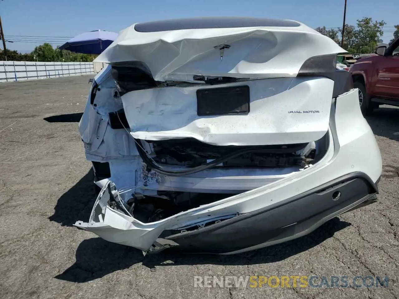 6 Фотография поврежденного автомобиля 7SAYGDEE8PA024133 TESLA MODEL Y 2023