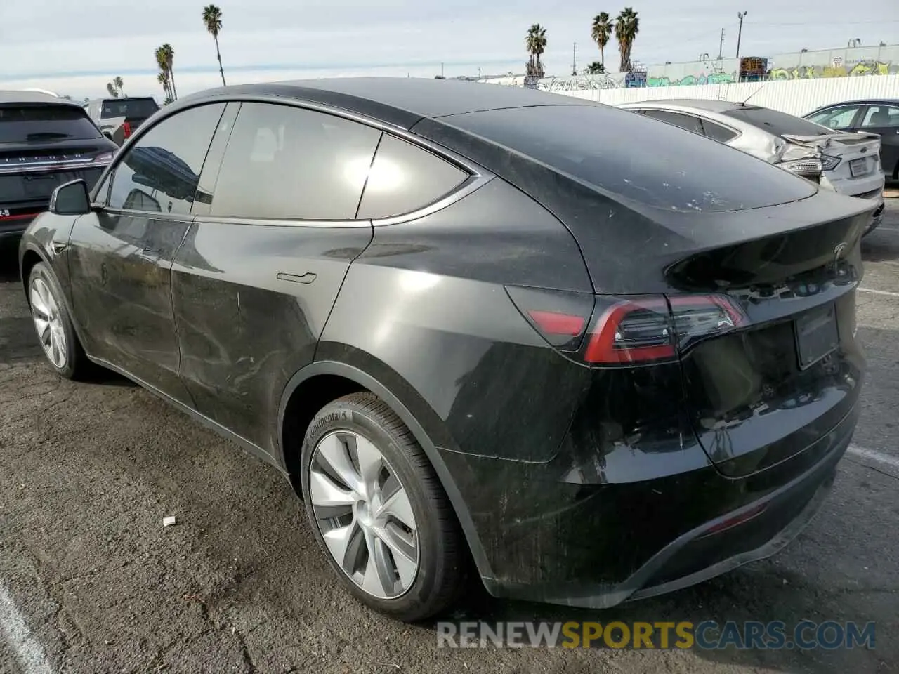 2 Фотография поврежденного автомобиля 7SAYGDEE8PA028487 TESLA MODEL Y 2023