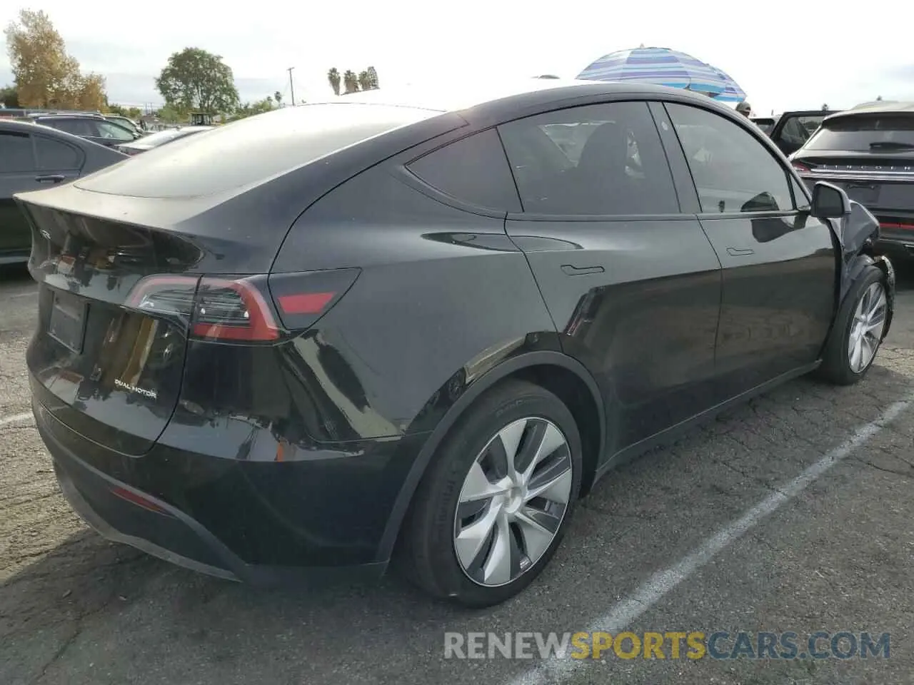 3 Фотография поврежденного автомобиля 7SAYGDEE8PA028487 TESLA MODEL Y 2023