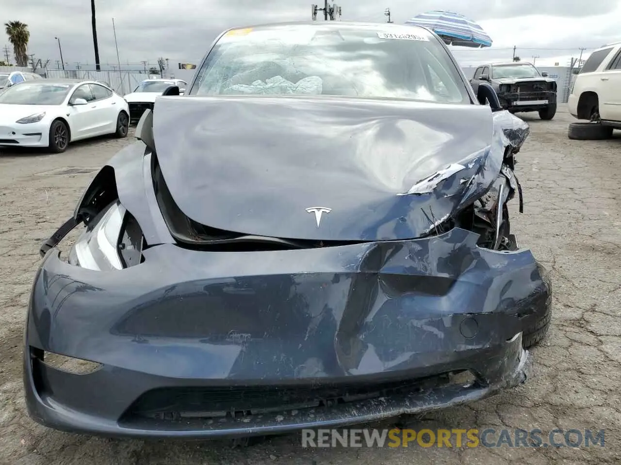 5 Photograph of a damaged car 7SAYGDEE8PA029428 TESLA MODEL Y 2023