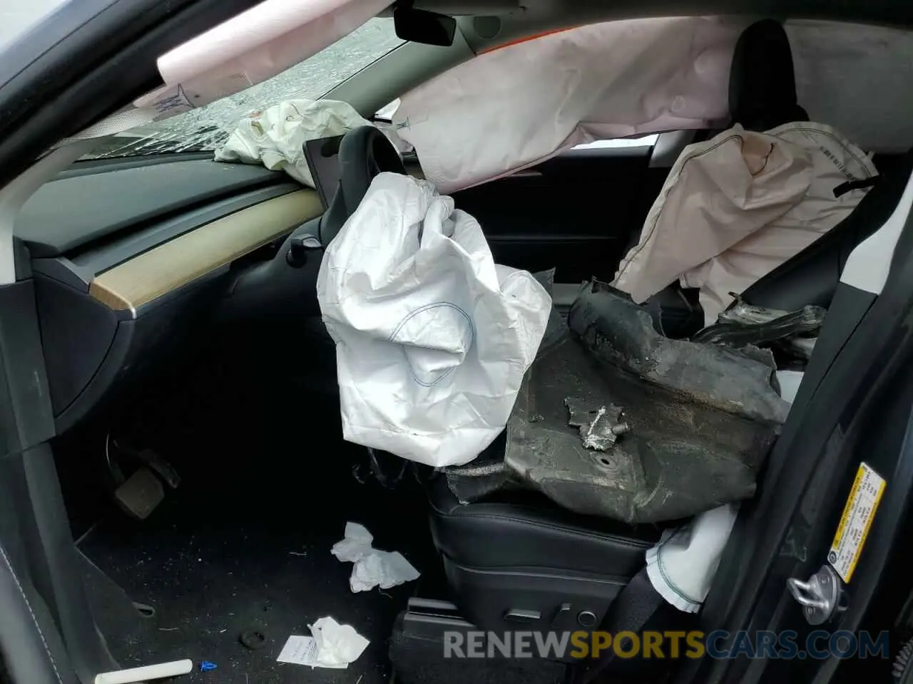 7 Photograph of a damaged car 7SAYGDEE8PA029428 TESLA MODEL Y 2023