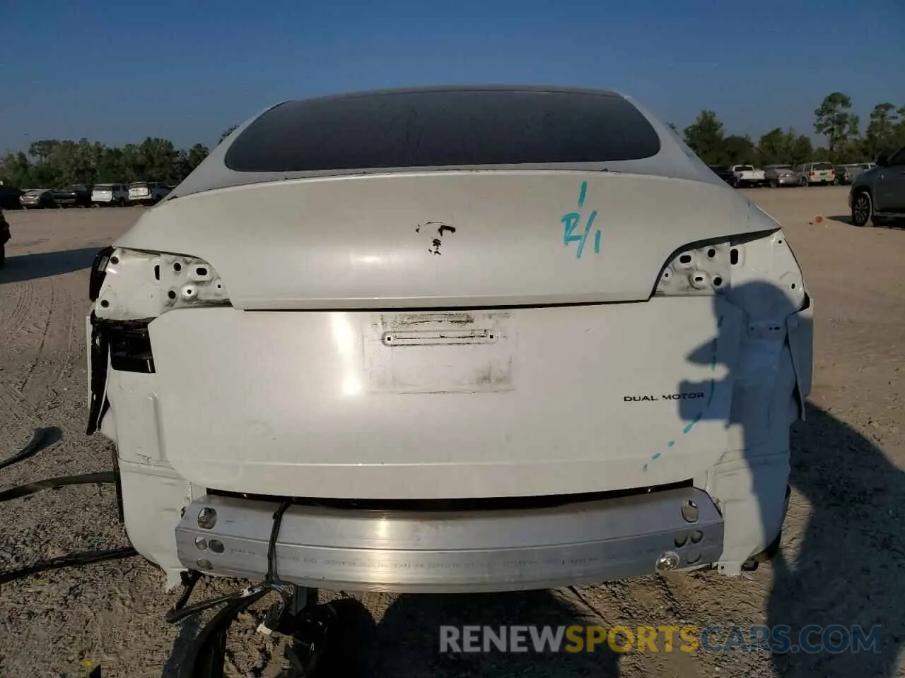 6 Photograph of a damaged car 7SAYGDEE8PA069248 TESLA MODEL Y 2023