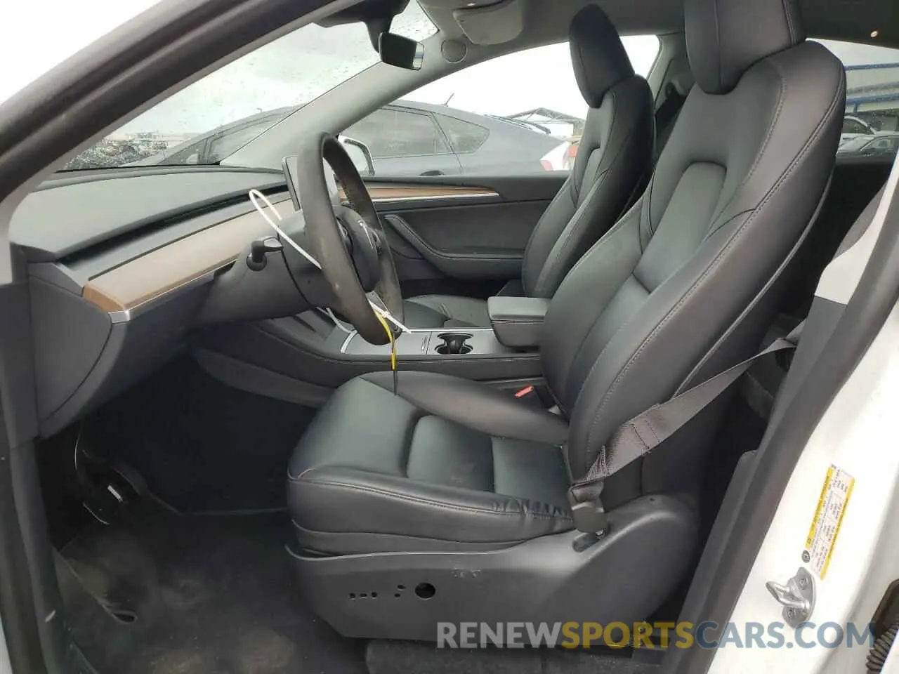 7 Photograph of a damaged car 7SAYGDEE8PA069783 TESLA MODEL Y 2023