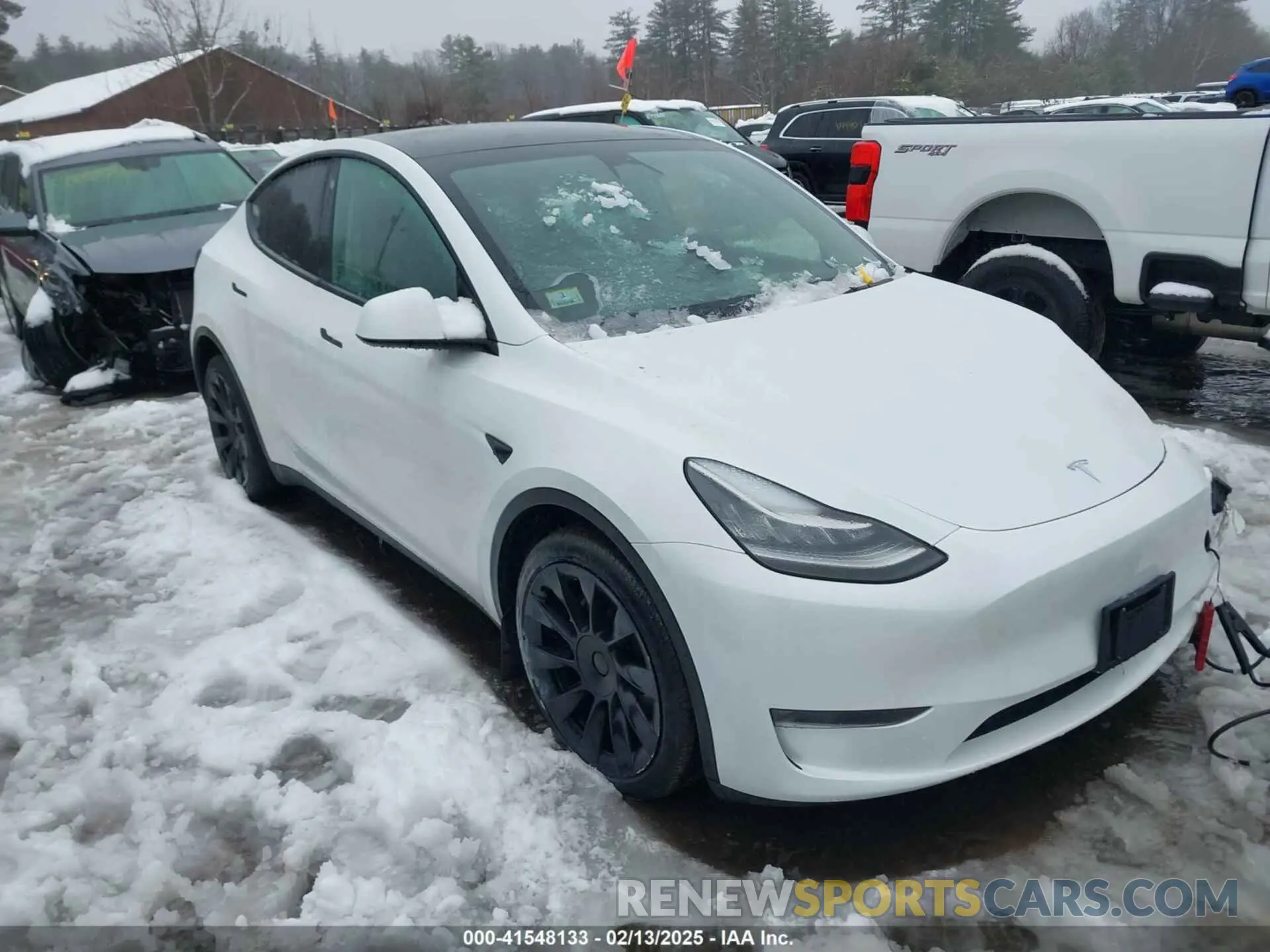 1 Photograph of a damaged car 7SAYGDEE8PA071727 TESLA MODEL Y 2023