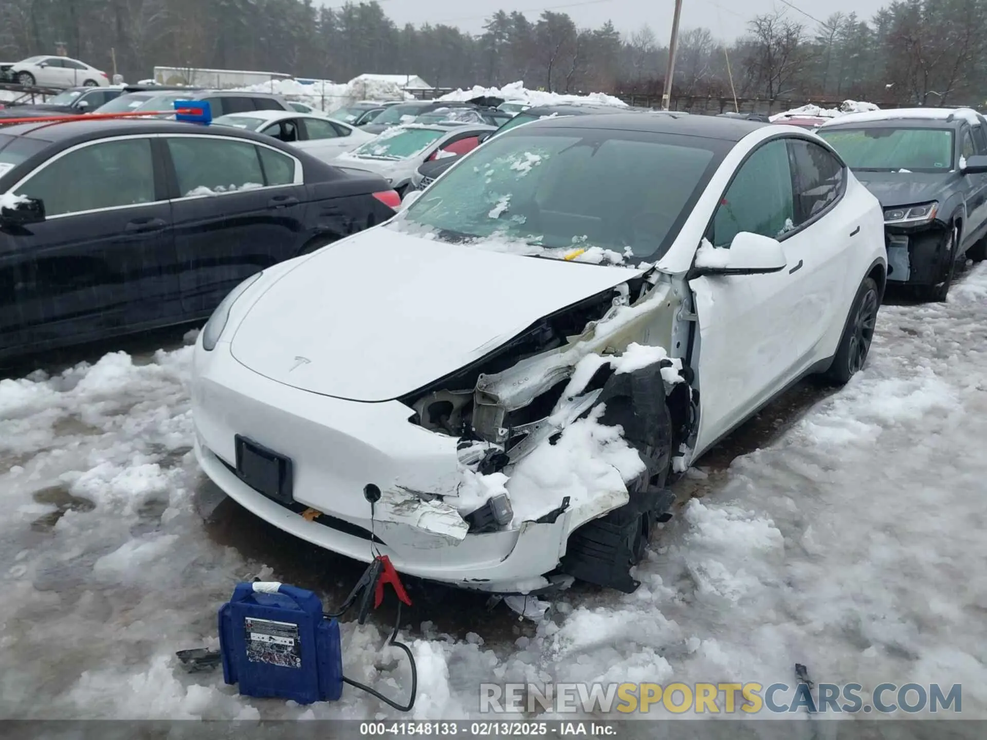 2 Photograph of a damaged car 7SAYGDEE8PA071727 TESLA MODEL Y 2023