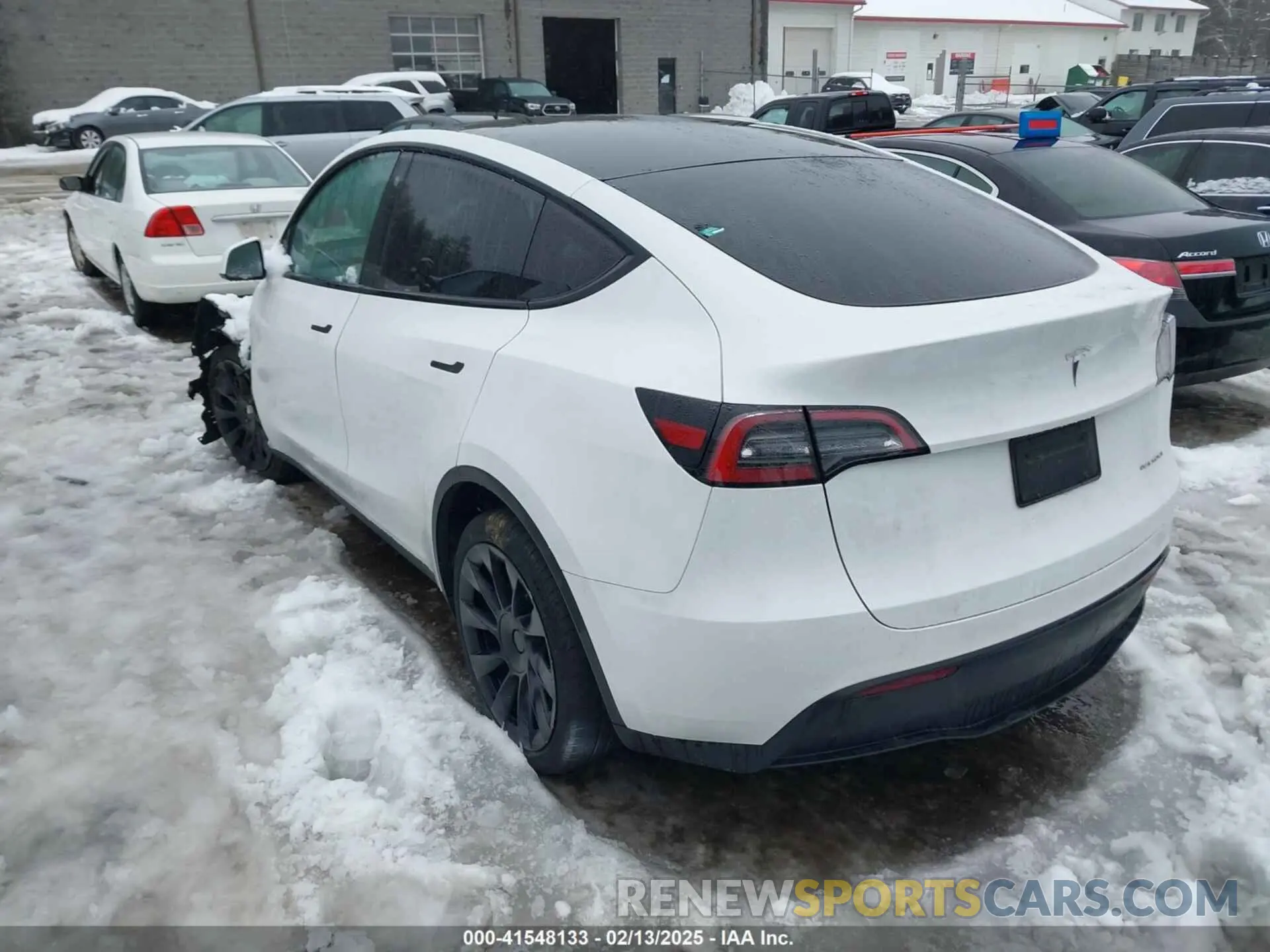 3 Photograph of a damaged car 7SAYGDEE8PA071727 TESLA MODEL Y 2023
