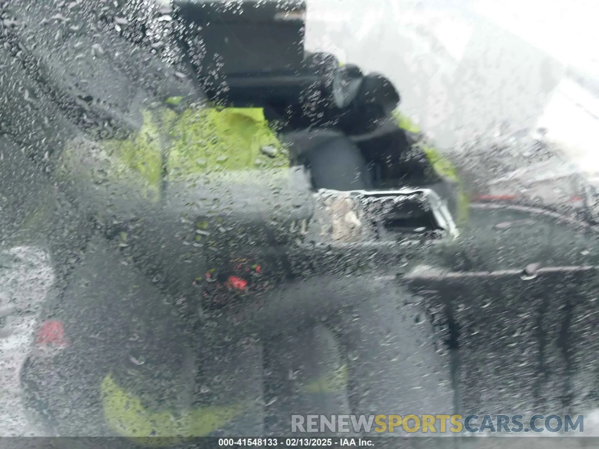 5 Photograph of a damaged car 7SAYGDEE8PA071727 TESLA MODEL Y 2023