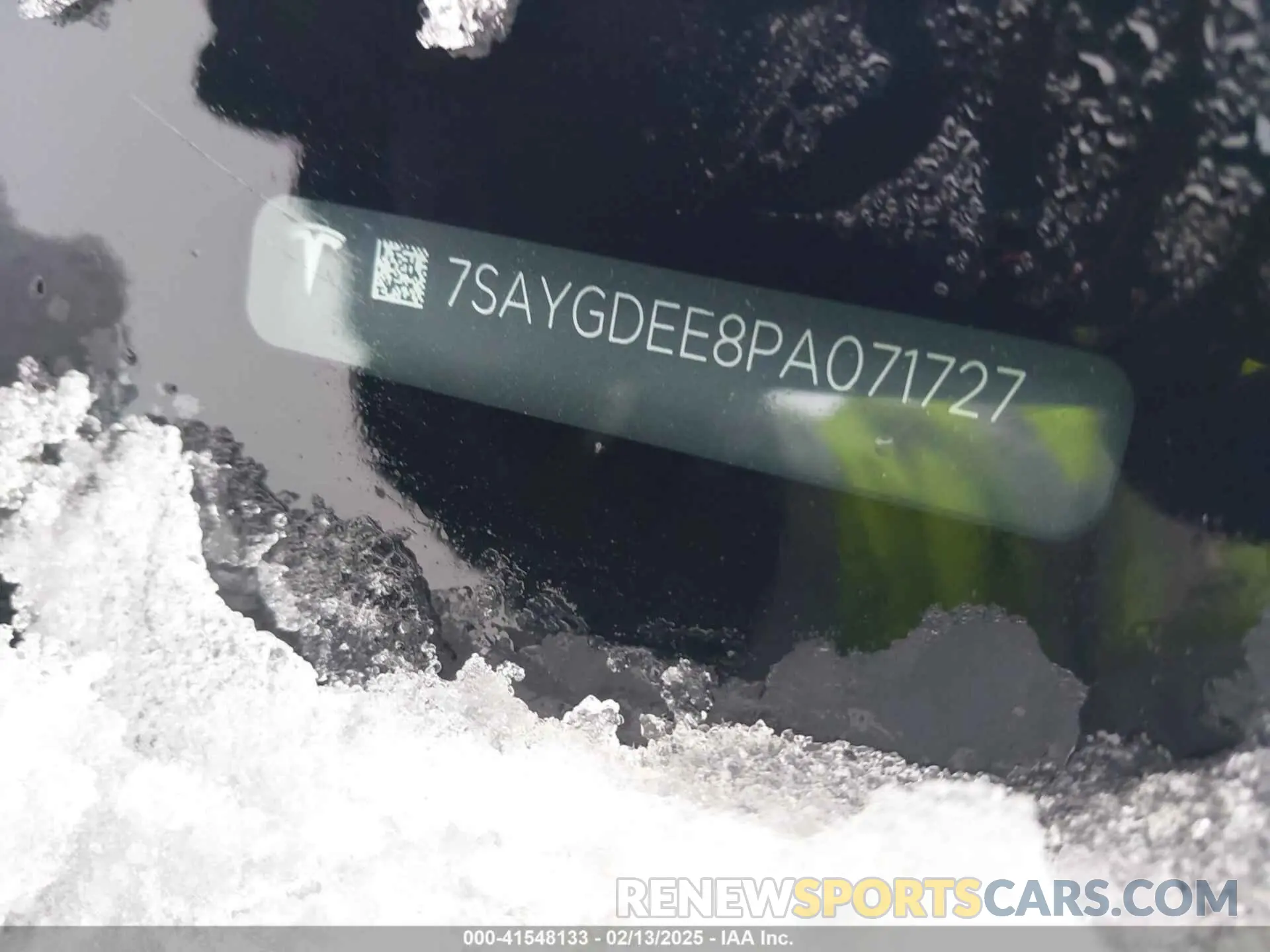 9 Photograph of a damaged car 7SAYGDEE8PA071727 TESLA MODEL Y 2023