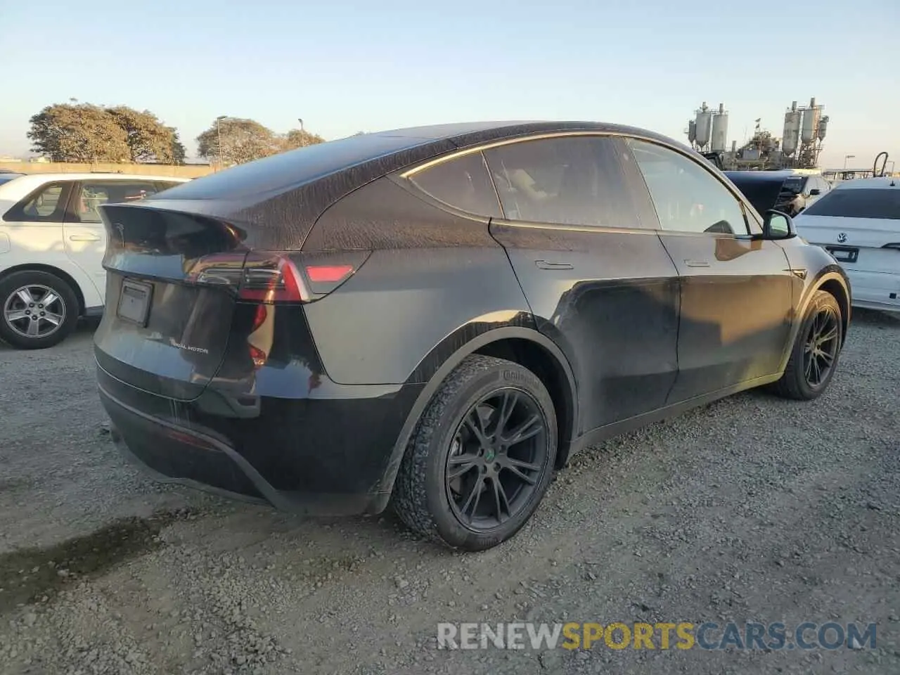 3 Фотография поврежденного автомобиля 7SAYGDEE8PA073543 TESLA MODEL Y 2023
