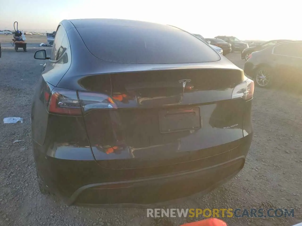 6 Фотография поврежденного автомобиля 7SAYGDEE8PA073543 TESLA MODEL Y 2023