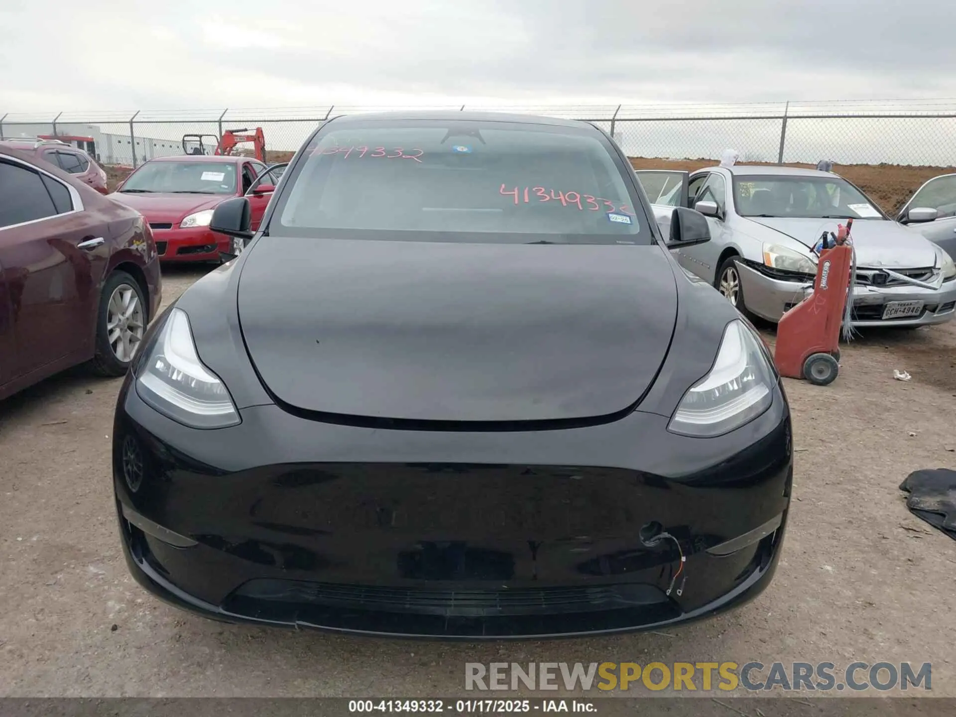 12 Photograph of a damaged car 7SAYGDEE8PA074269 TESLA MODEL Y 2023