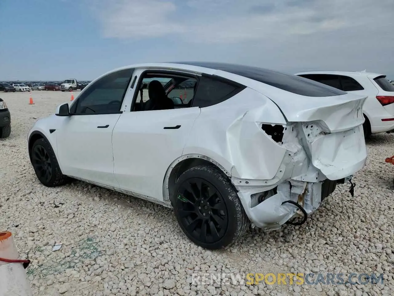 2 Фотография поврежденного автомобиля 7SAYGDEE8PA094120 TESLA MODEL Y 2023