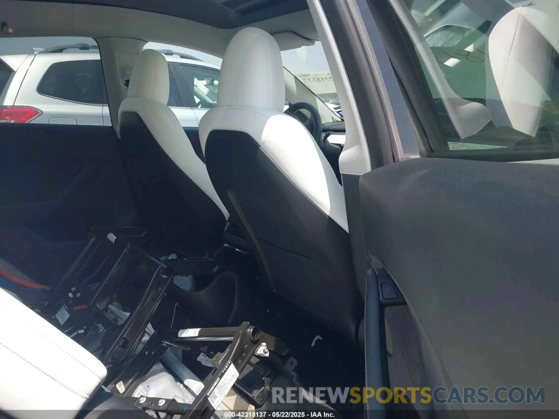 8 Фотография поврежденного автомобиля 7SAYGDEE8PA094957 TESLA MODEL Y 2023