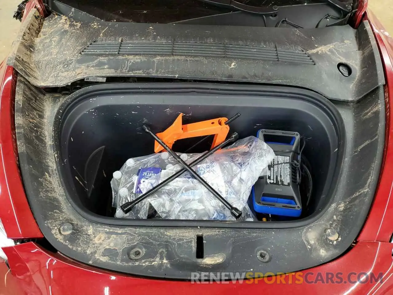 12 Photograph of a damaged car 7SAYGDEE8PA103379 TESLA MODEL Y 2023