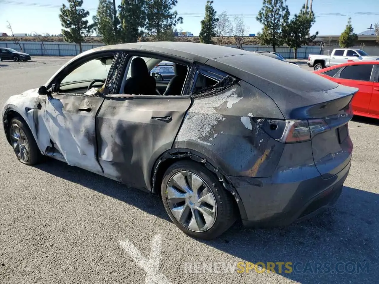 2 Photograph of a damaged car 7SAYGDEE8PA119873 TESLA MODEL Y 2023