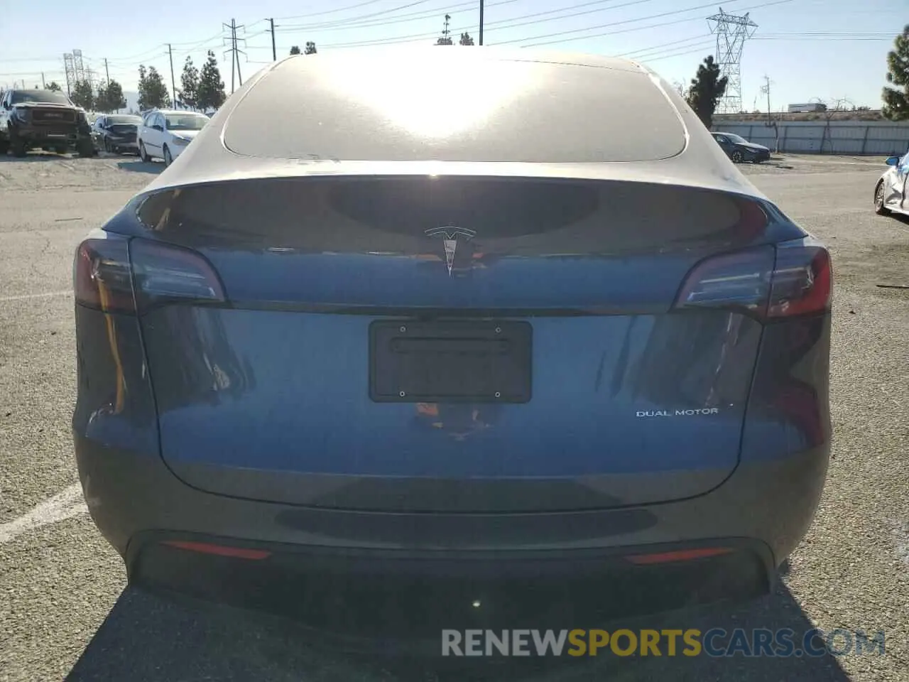 6 Photograph of a damaged car 7SAYGDEE8PA119873 TESLA MODEL Y 2023