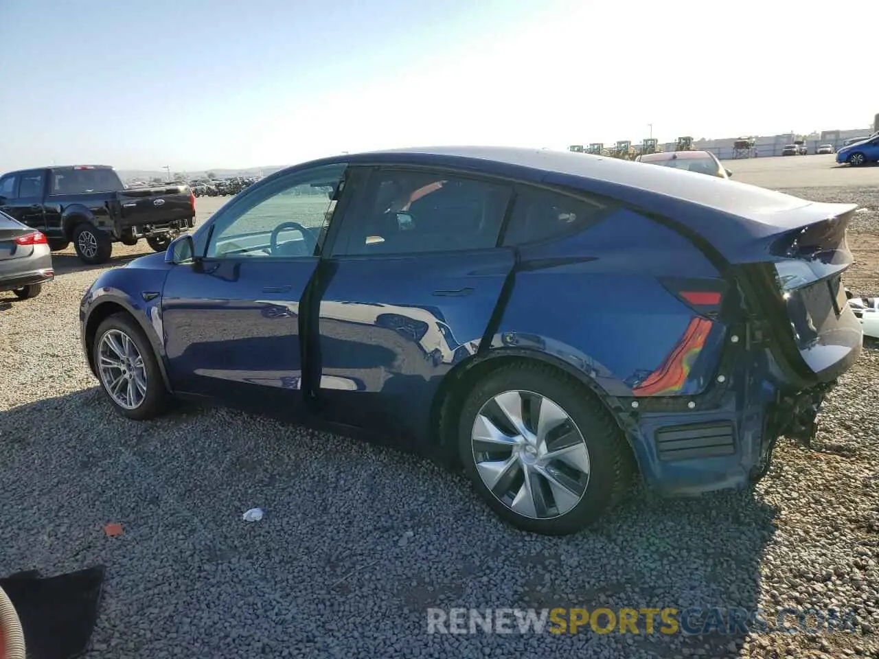 2 Фотография поврежденного автомобиля 7SAYGDEE8PA127696 TESLA MODEL Y 2023