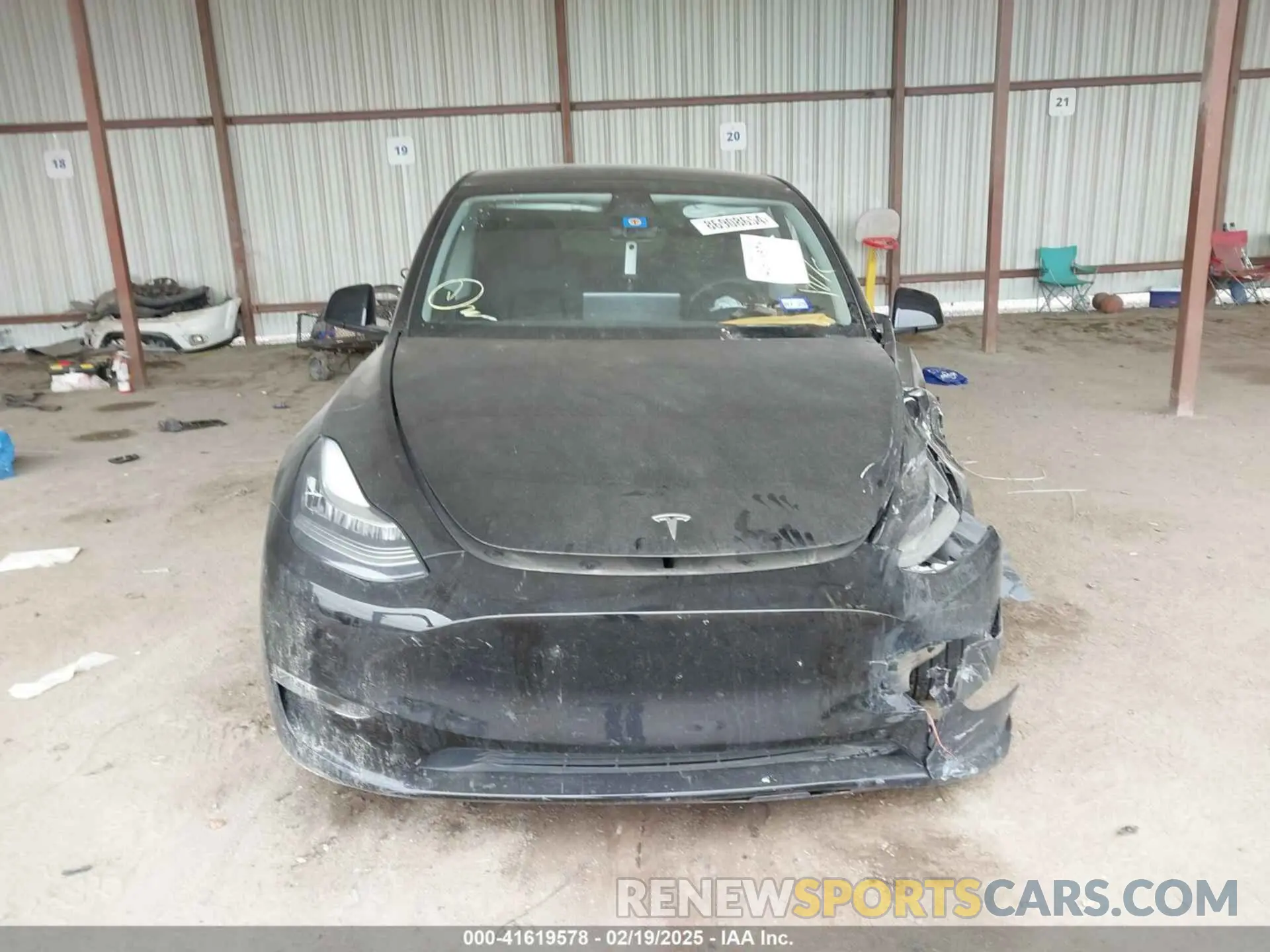 12 Photograph of a damaged car 7SAYGDEE8PA150900 TESLA MODEL Y 2023