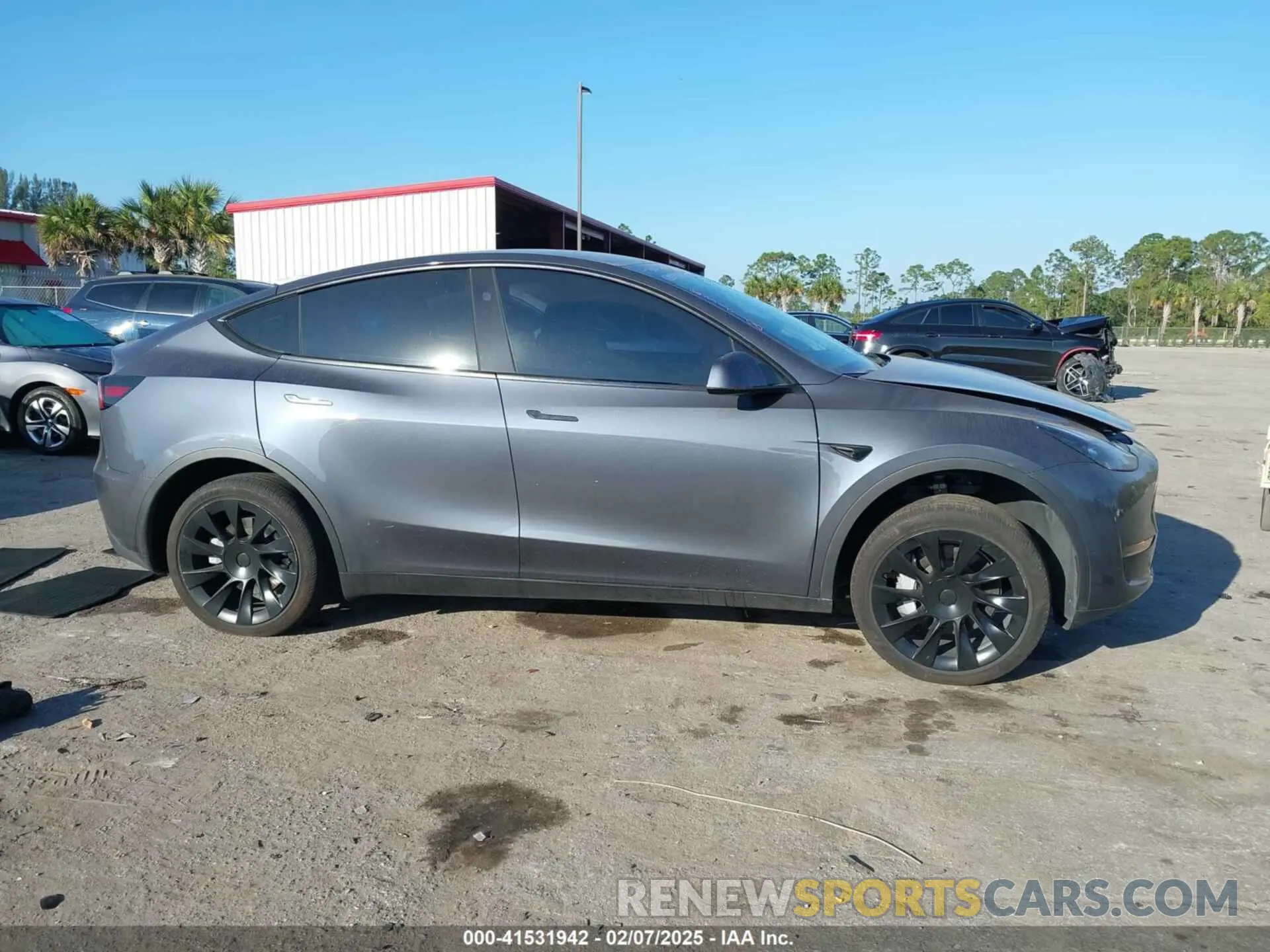12 Фотография поврежденного автомобиля 7SAYGDEE8PA183198 TESLA MODEL Y 2023