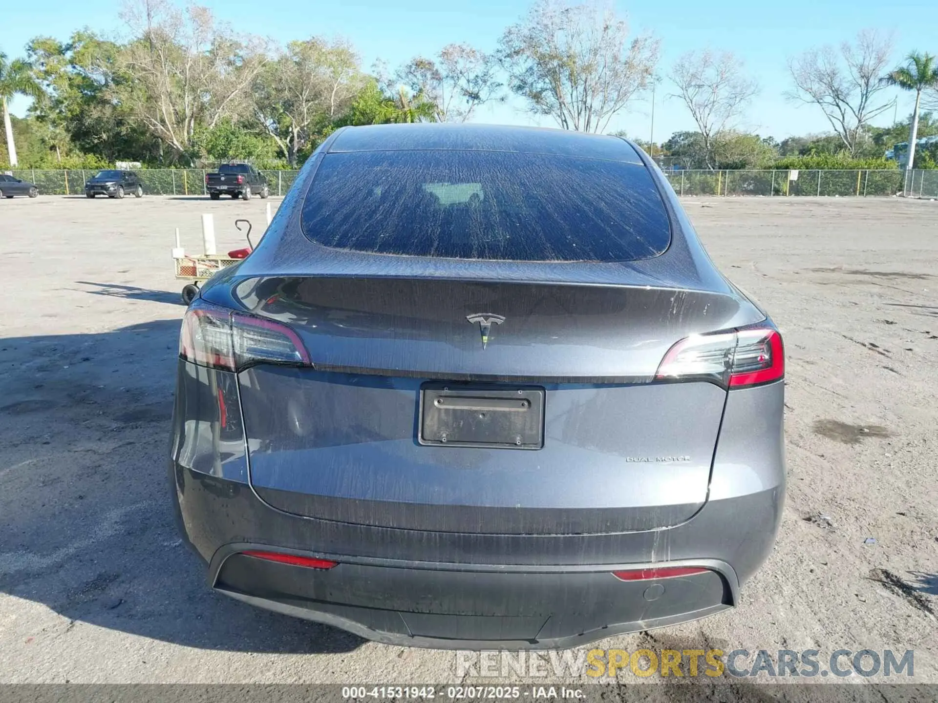 15 Фотография поврежденного автомобиля 7SAYGDEE8PA183198 TESLA MODEL Y 2023