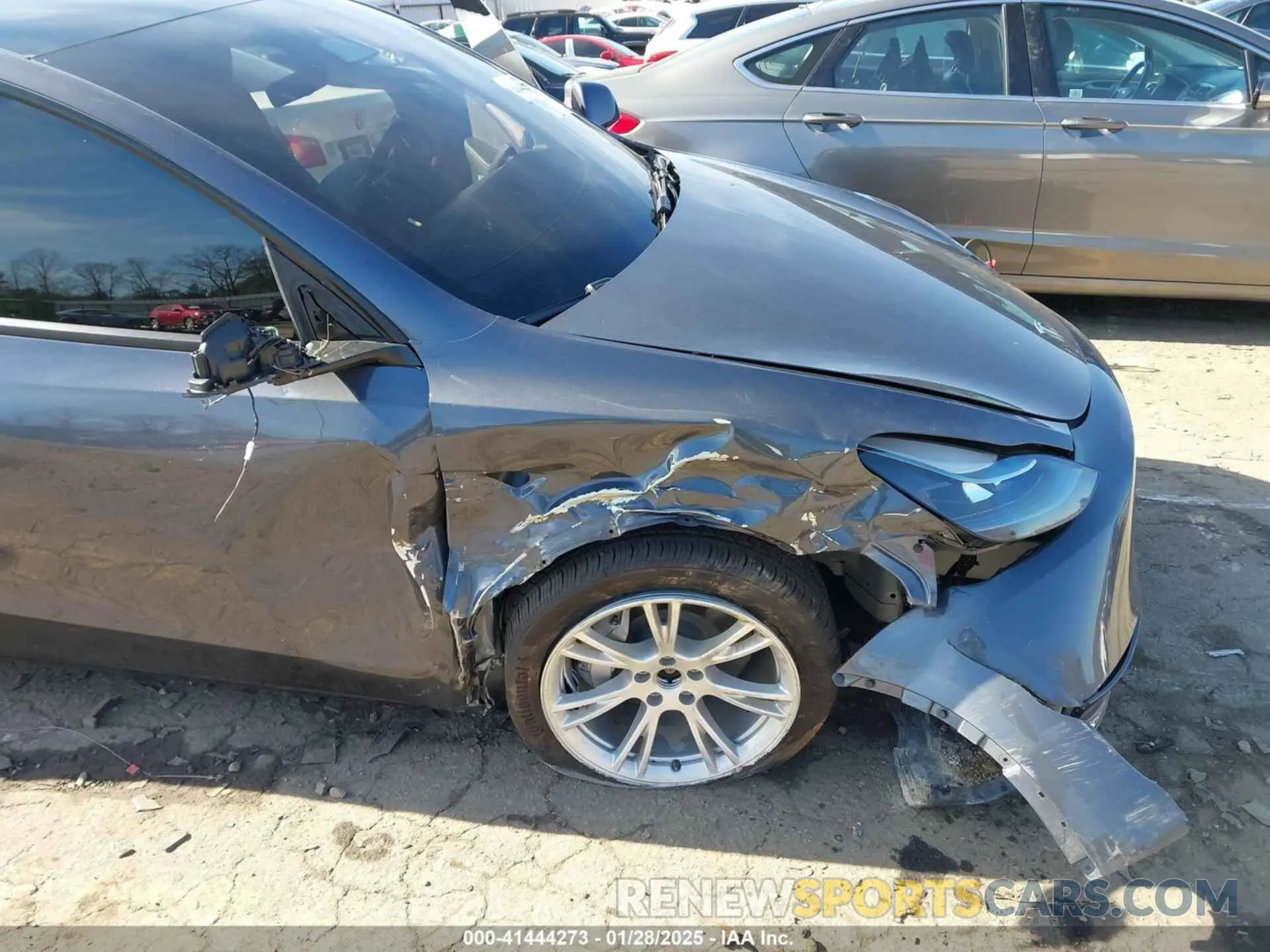 6 Photograph of a damaged car 7SAYGDEE8PF619907 TESLA MODEL Y 2023