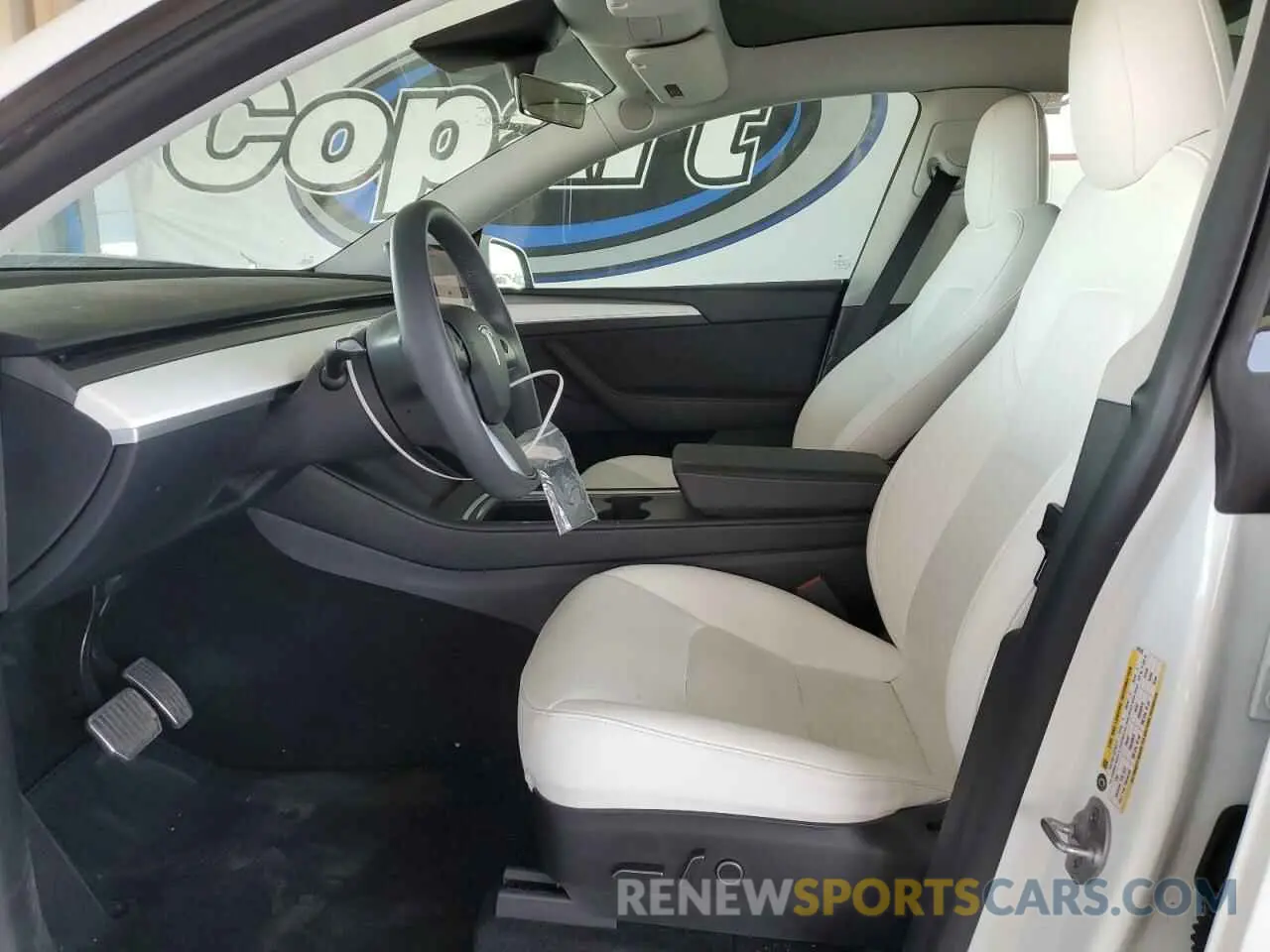 7 Photograph of a damaged car 7SAYGDEE8PF620703 TESLA MODEL Y 2023