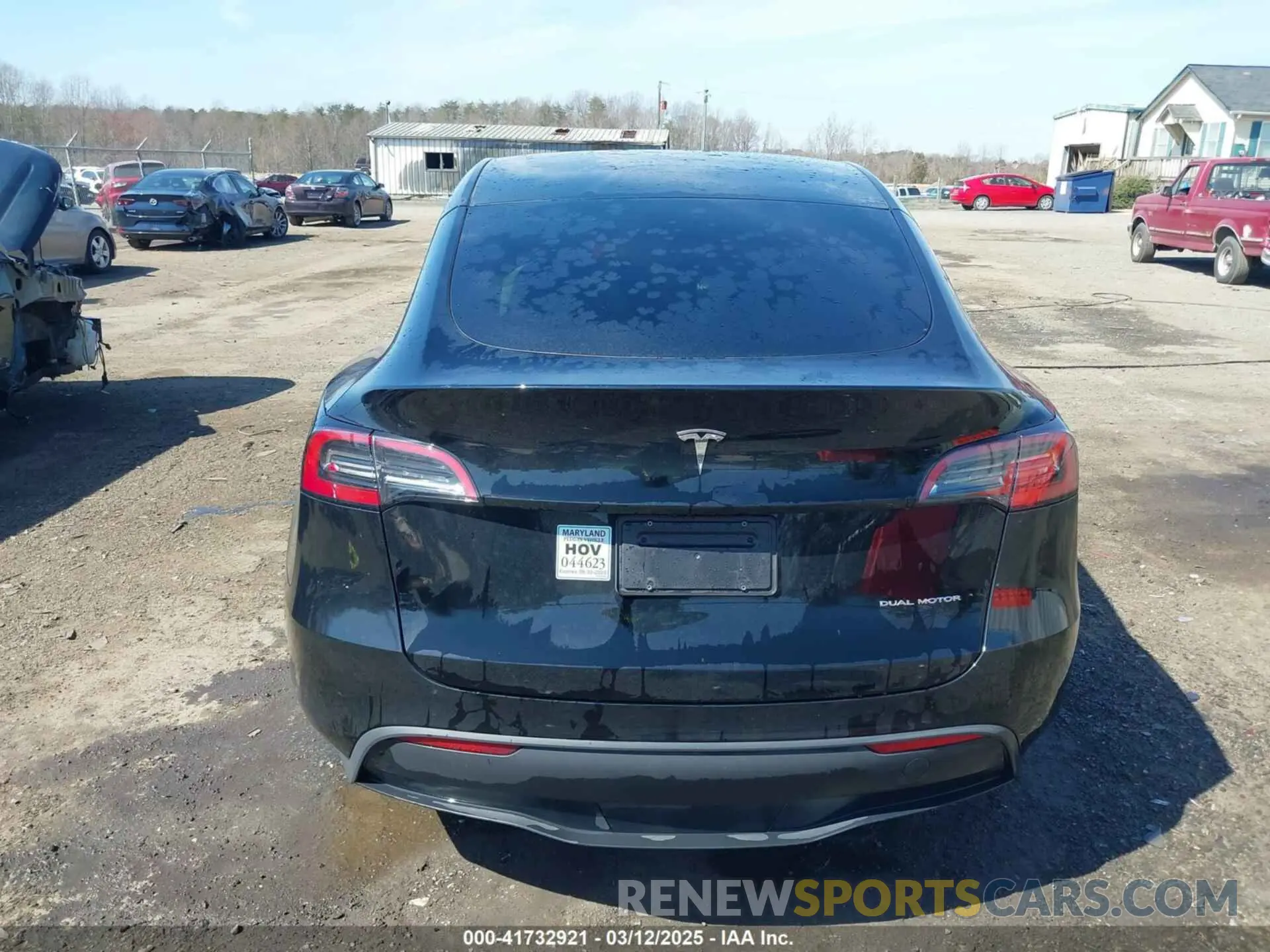 16 Photograph of a damaged car 7SAYGDEE8PF638859 TESLA MODEL Y 2023