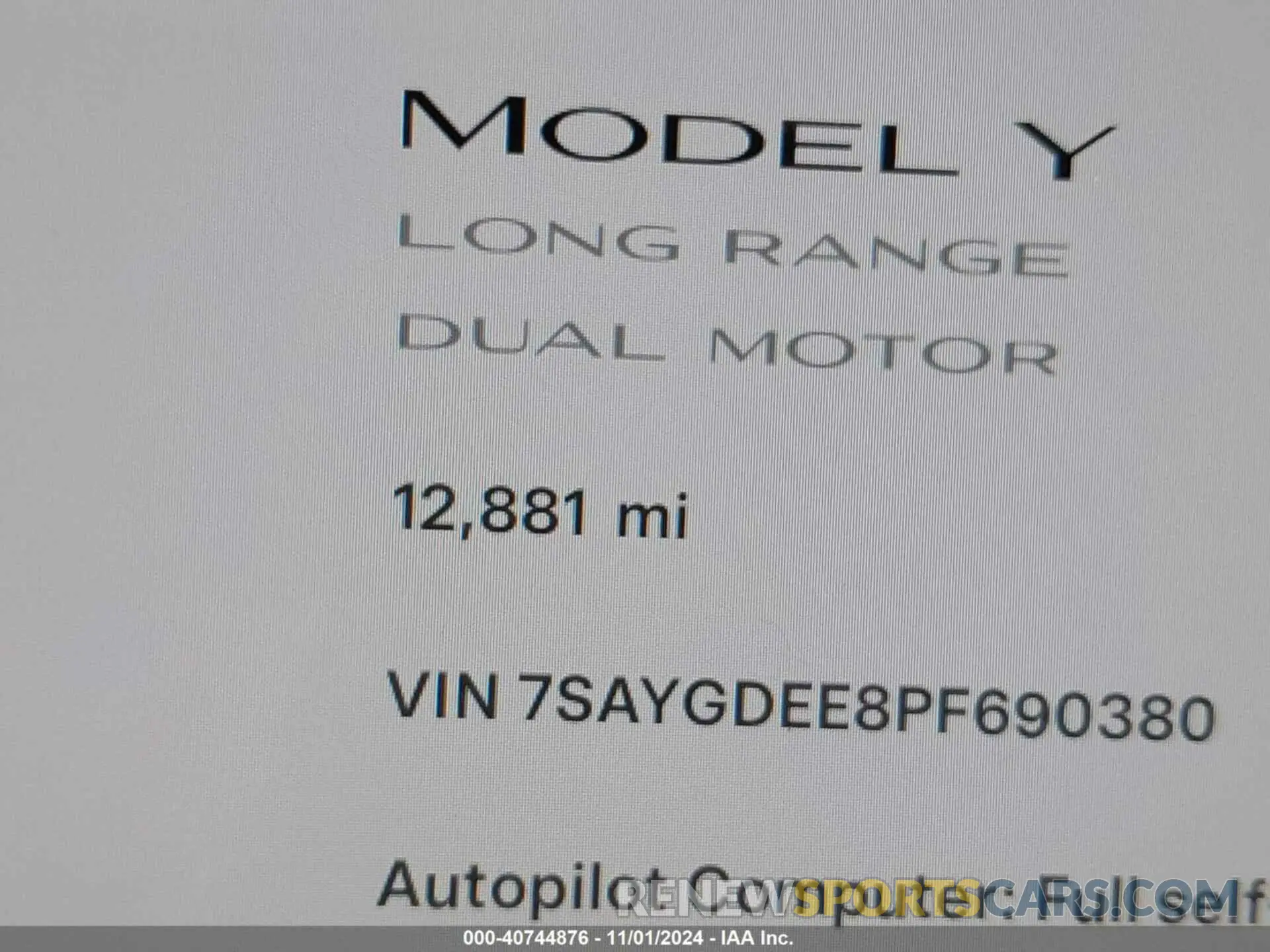 15 Photograph of a damaged car 7SAYGDEE8PF690380 TESLA MODEL Y 2023